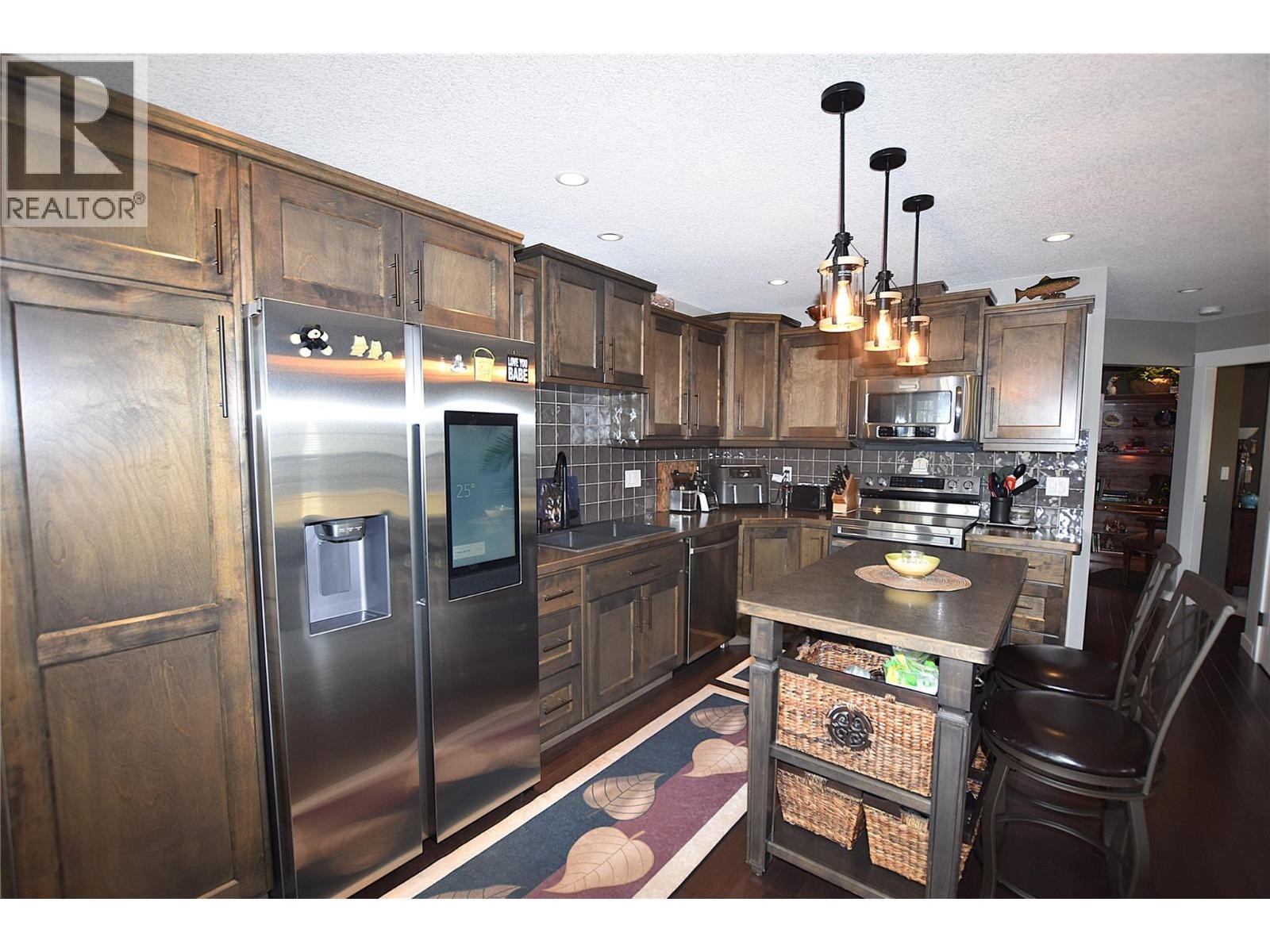 












535 Loon Avenue

,
Vernon,




British Columbia
V1H2A1

