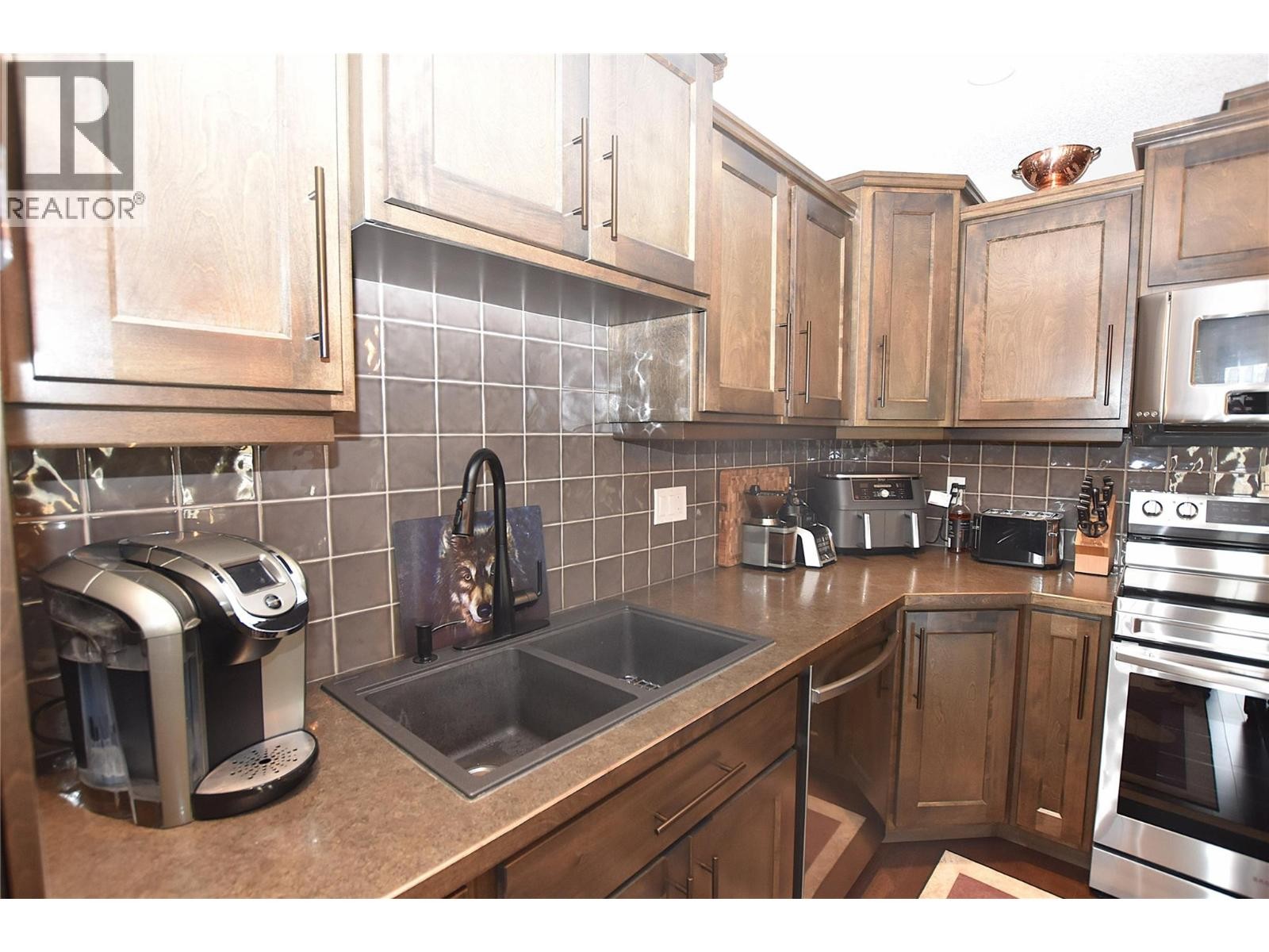 












535 Loon Avenue

,
Vernon,




British Columbia
V1H2A1

