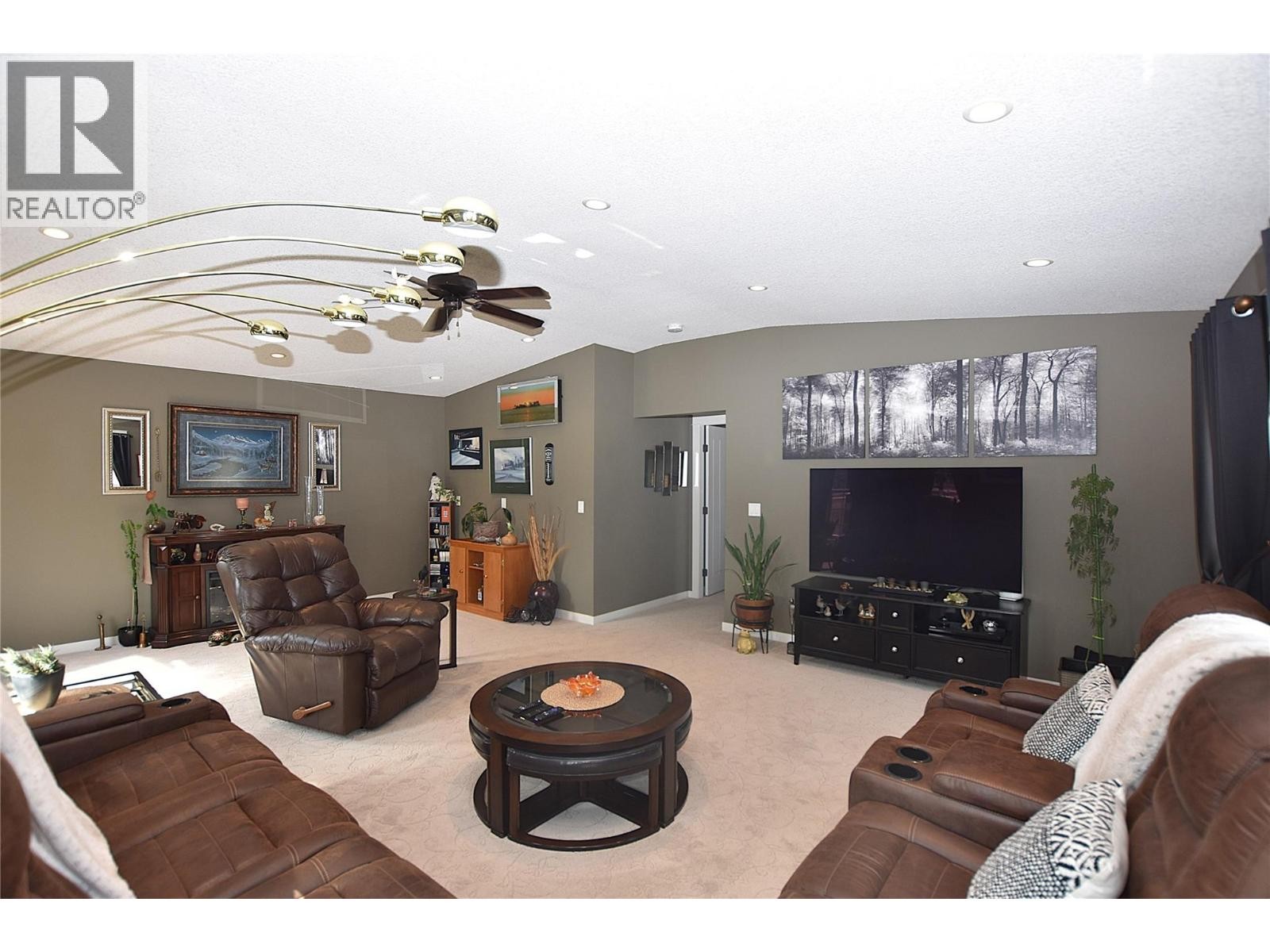 












535 Loon Avenue

,
Vernon,




British Columbia
V1H2A1

