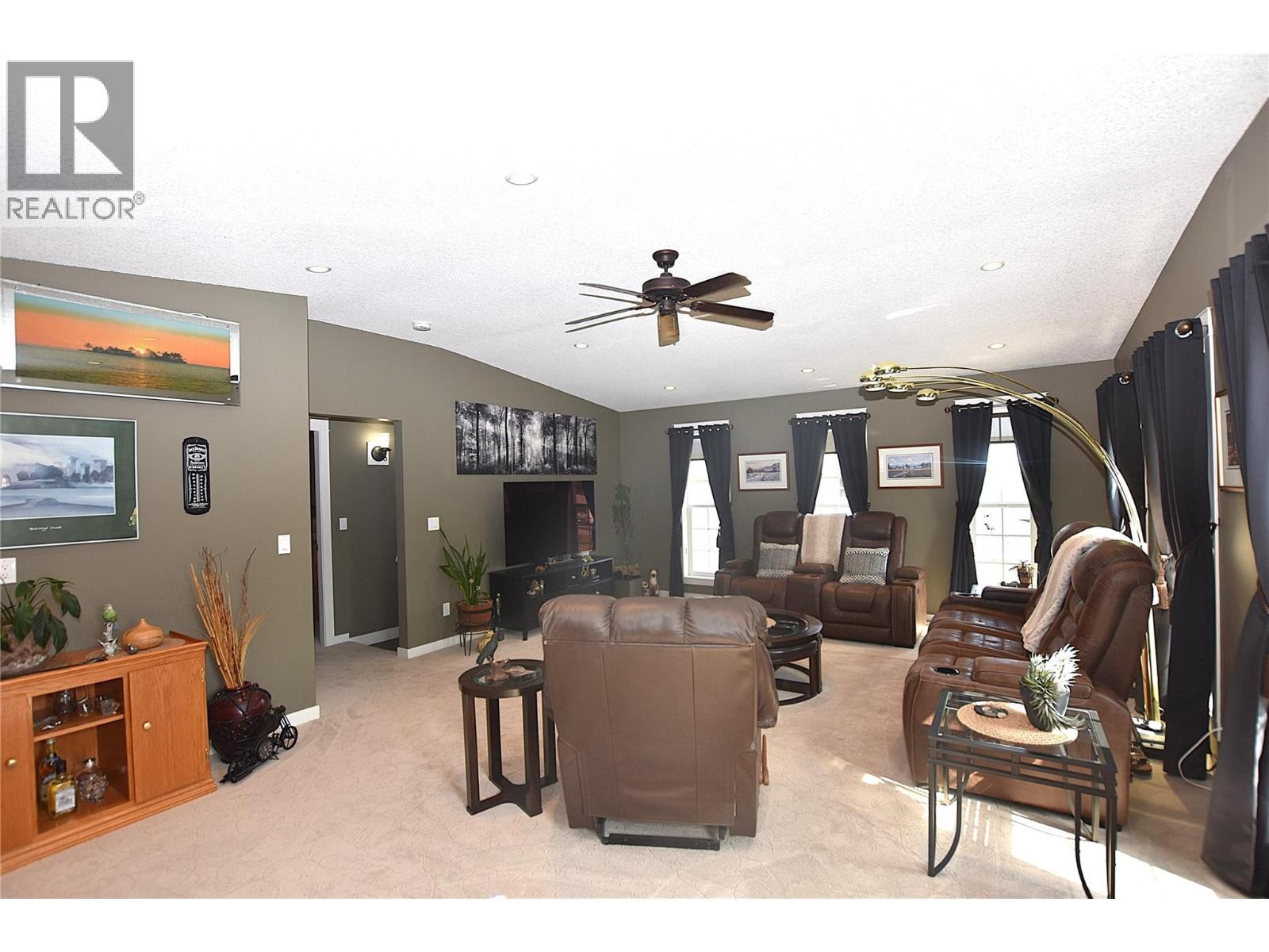 












535 Loon Avenue

,
Vernon,




British Columbia
V1H2A1

