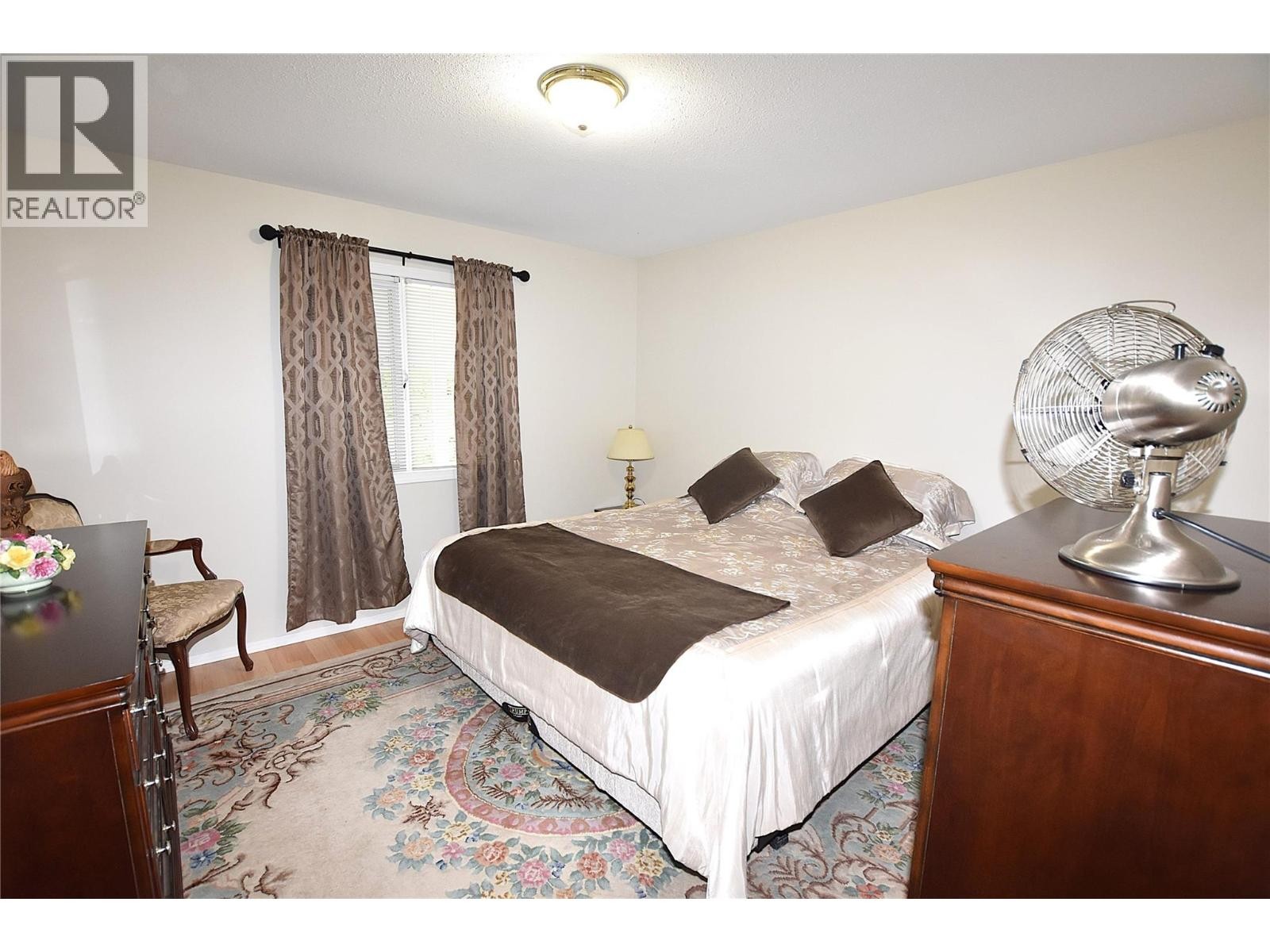 












415 4 Street

,
Vernon,




British Columbia
V1H1Z1

