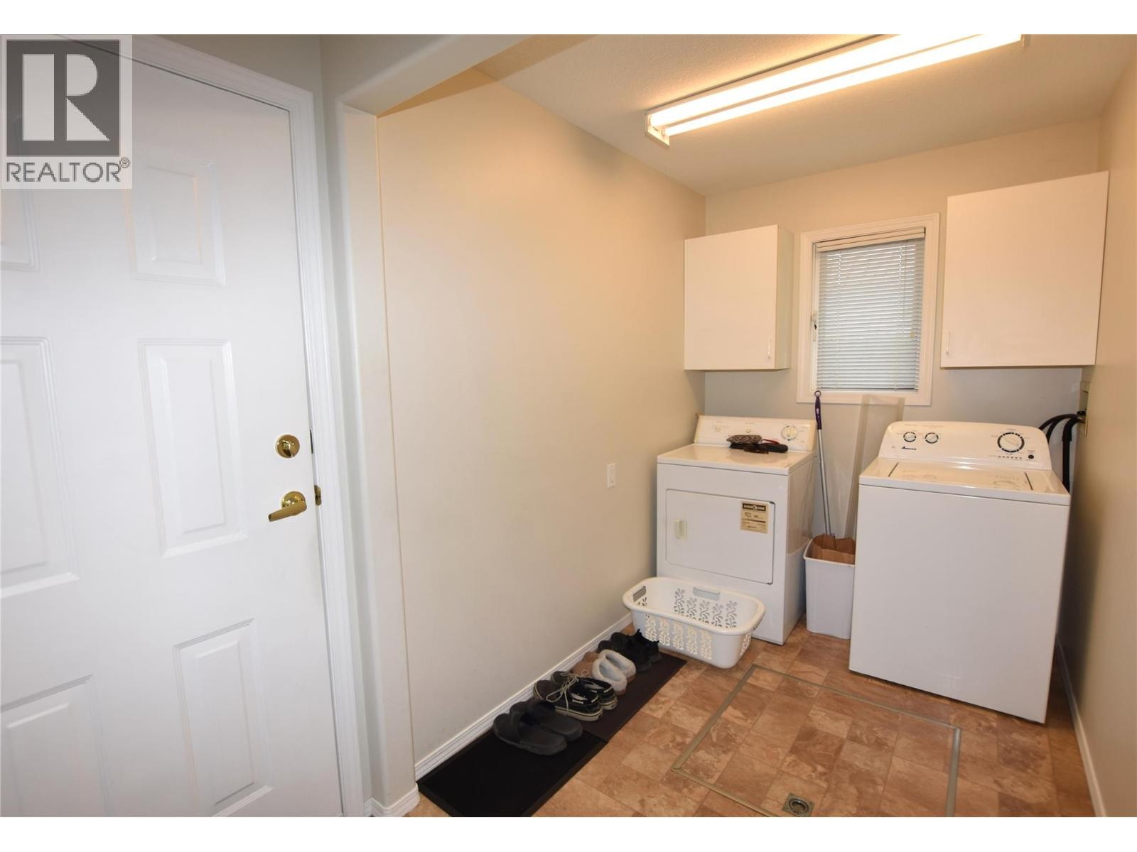 












415 4 Street

,
Vernon,




British Columbia
V1H1Z1

