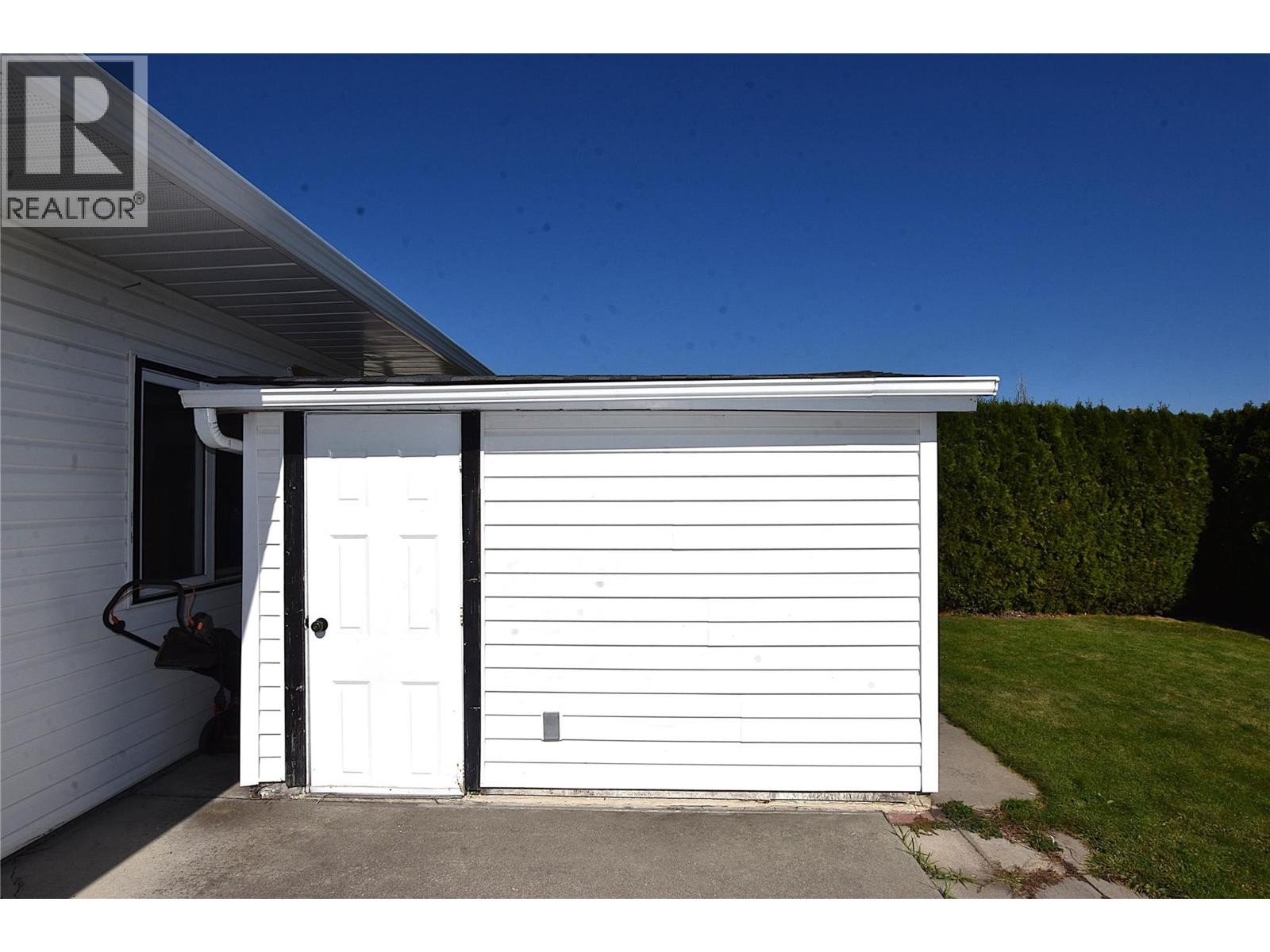 












415 4 Street

,
Vernon,




British Columbia
V1H1Z1

