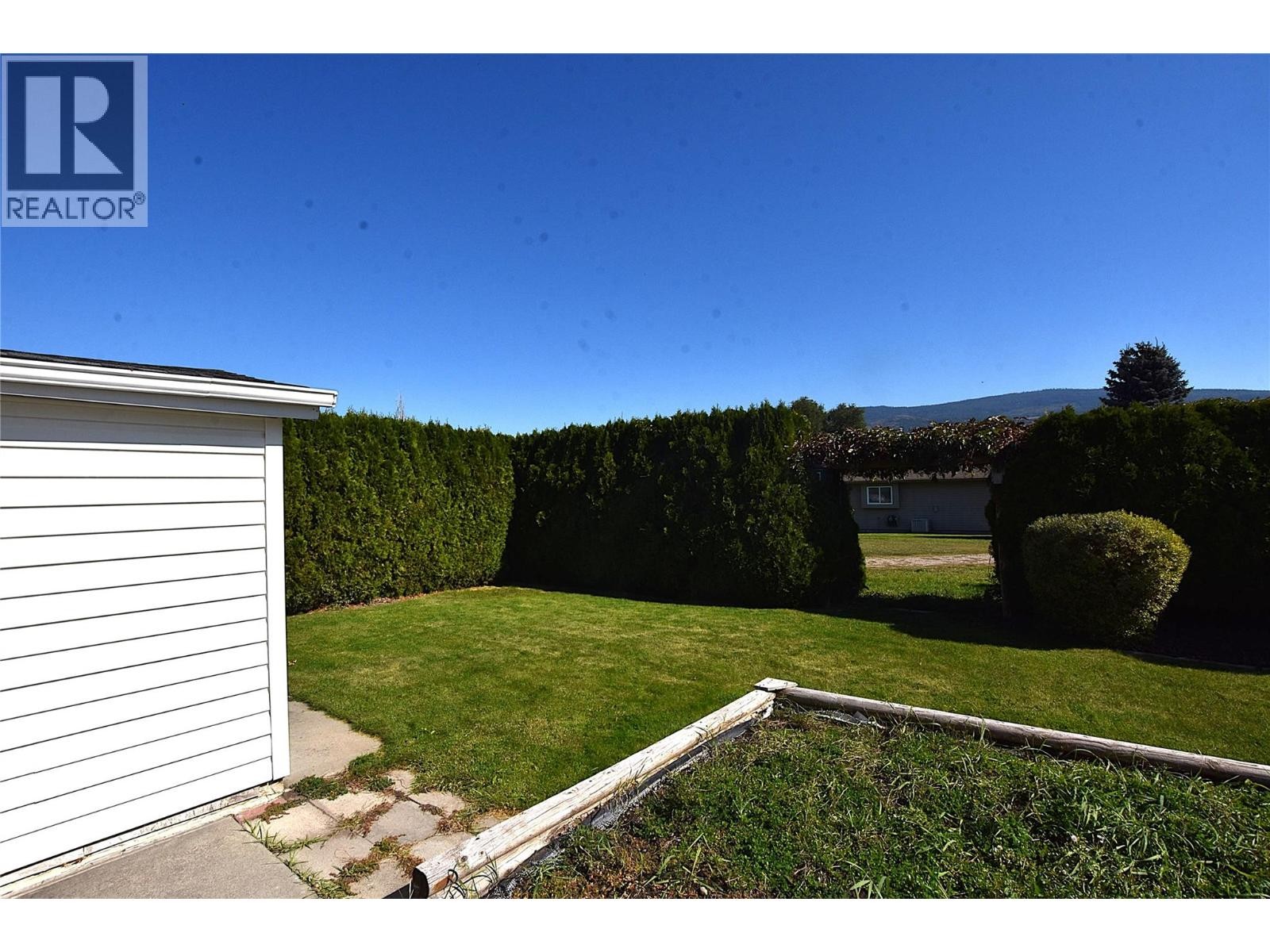 












415 4 Street

,
Vernon,




British Columbia
V1H1Z1


