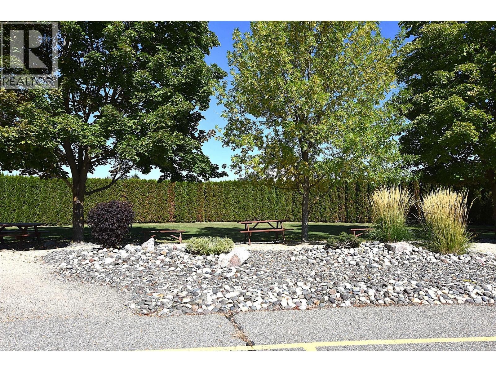 












415 4 Street

,
Vernon,




British Columbia
V1H1Z1

