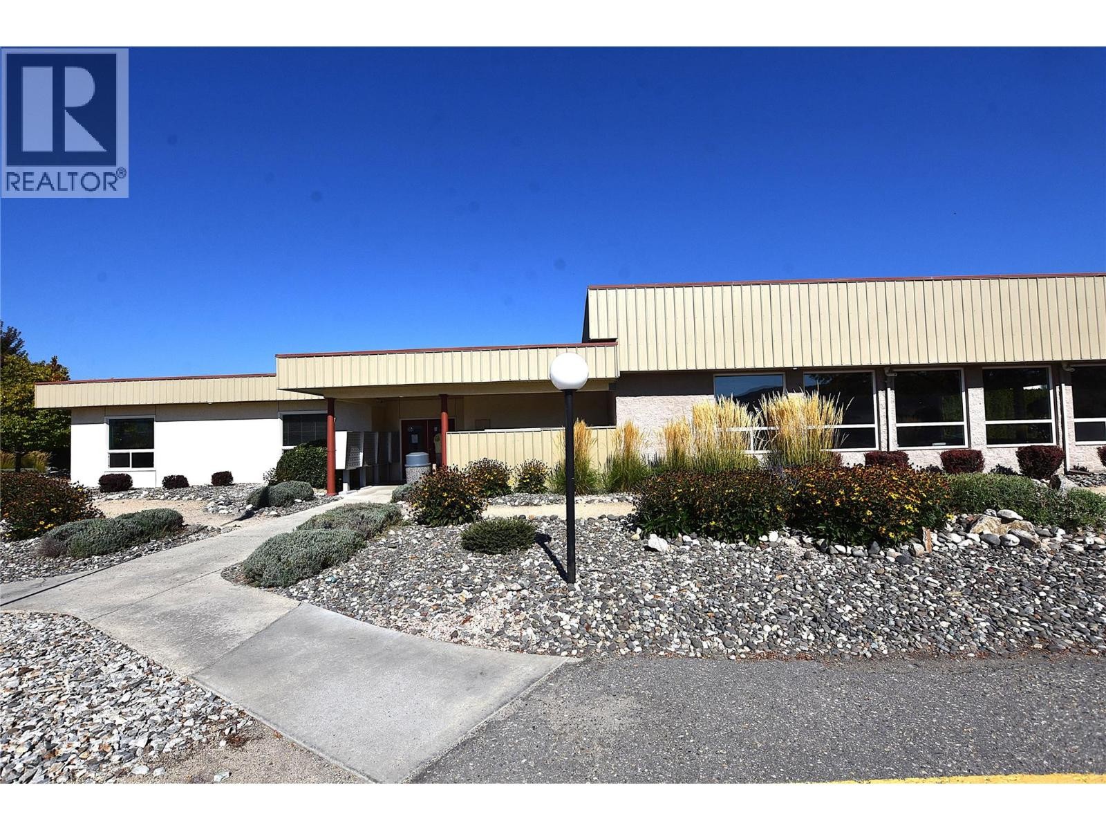 












415 4 Street

,
Vernon,




British Columbia
V1H1Z1

