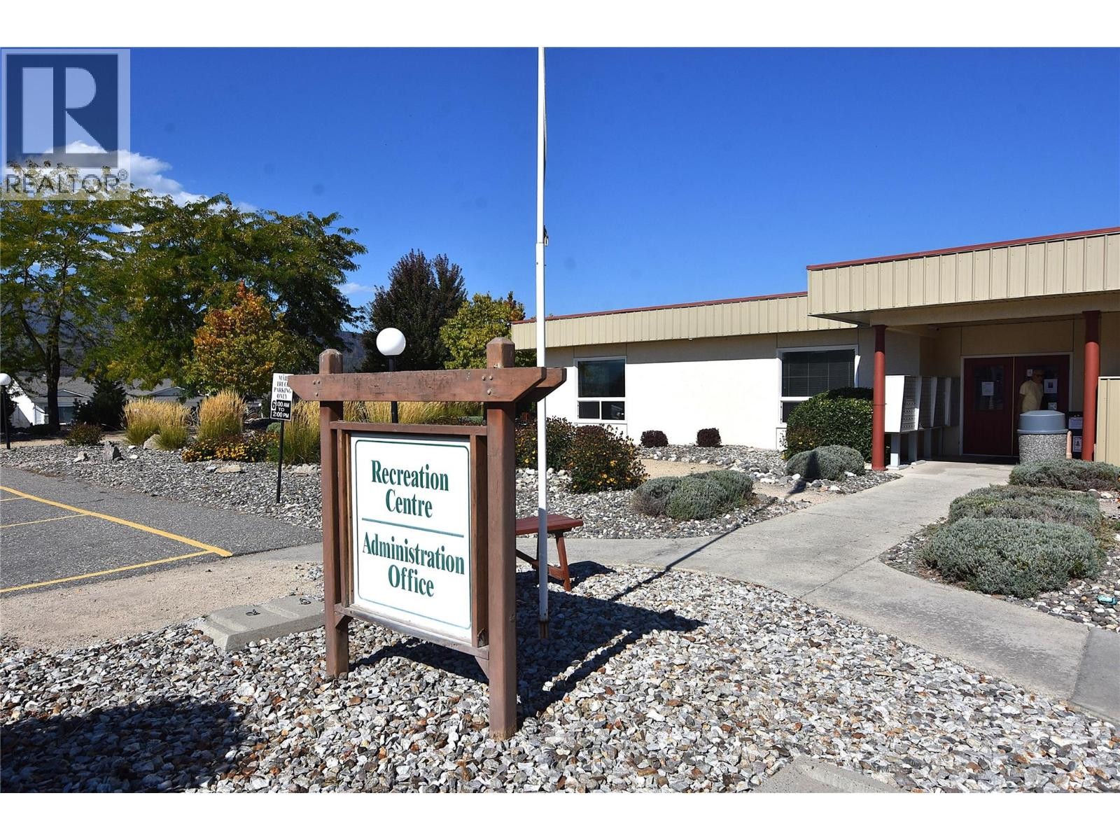 












415 4 Street

,
Vernon,




British Columbia
V1H1Z1

