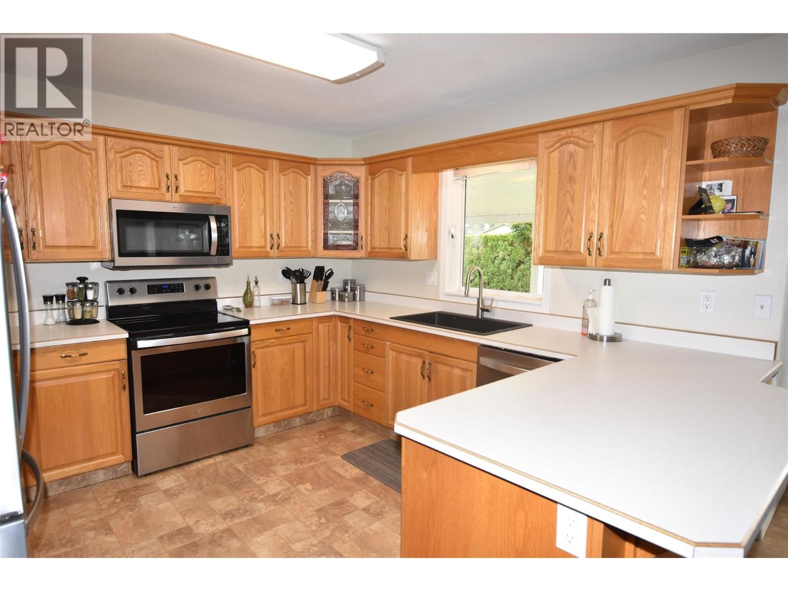 












415 4 Street

,
Vernon,




British Columbia
V1H1Z1

