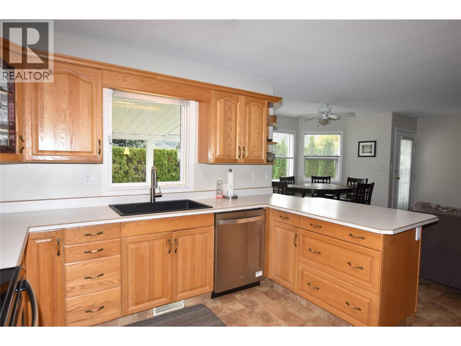 












415 4 Street

,
Vernon,




British Columbia
V1H1Z1

