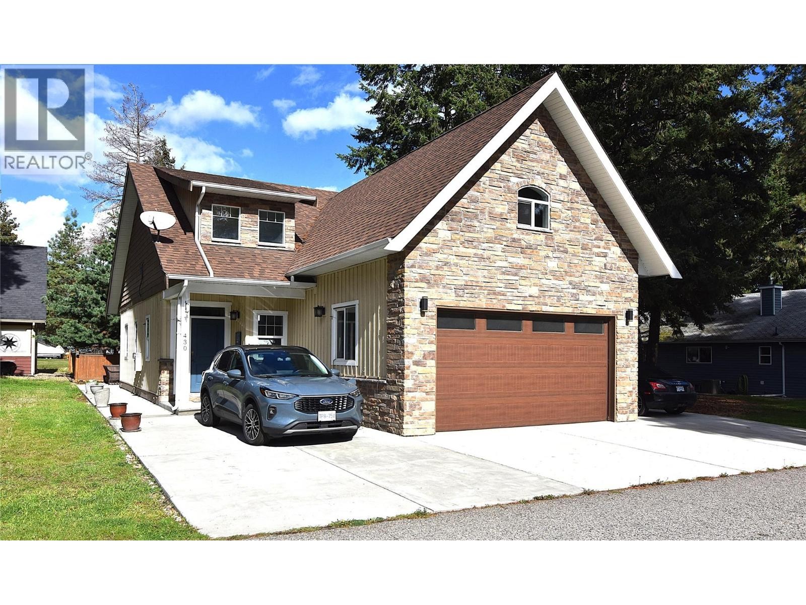 












430 Hummingbird Avenue

,
Vernon,




British Columbia
V1H2A1

