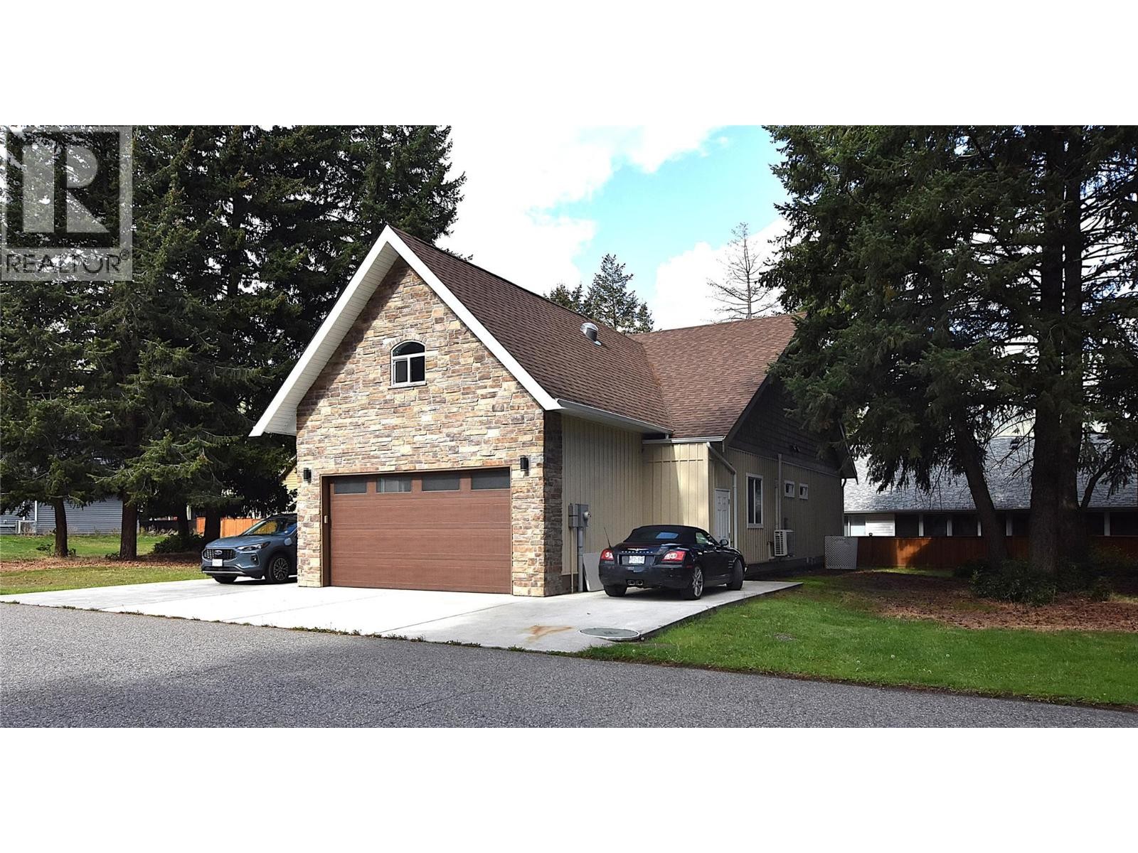 












430 Hummingbird Avenue

,
Vernon,




British Columbia
V1H2A1

