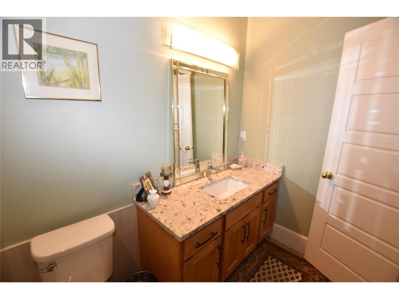 












430 Hummingbird Avenue

,
Vernon,




British Columbia
V1H2A1

