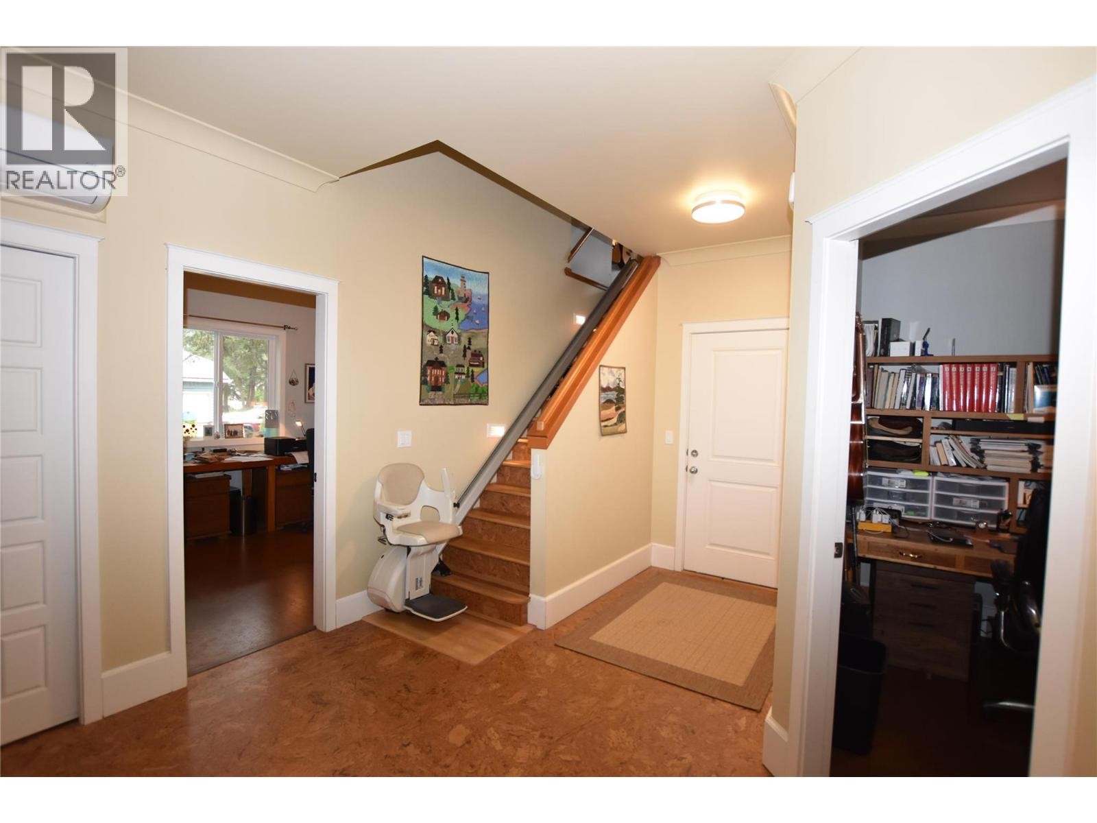












430 Hummingbird Avenue

,
Vernon,




British Columbia
V1H2A1

