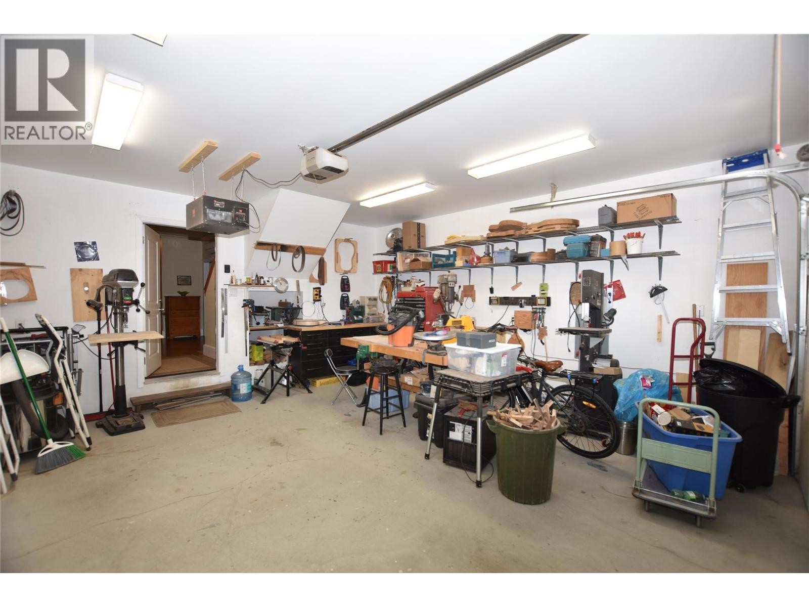 












430 Hummingbird Avenue

,
Vernon,




British Columbia
V1H2A1

