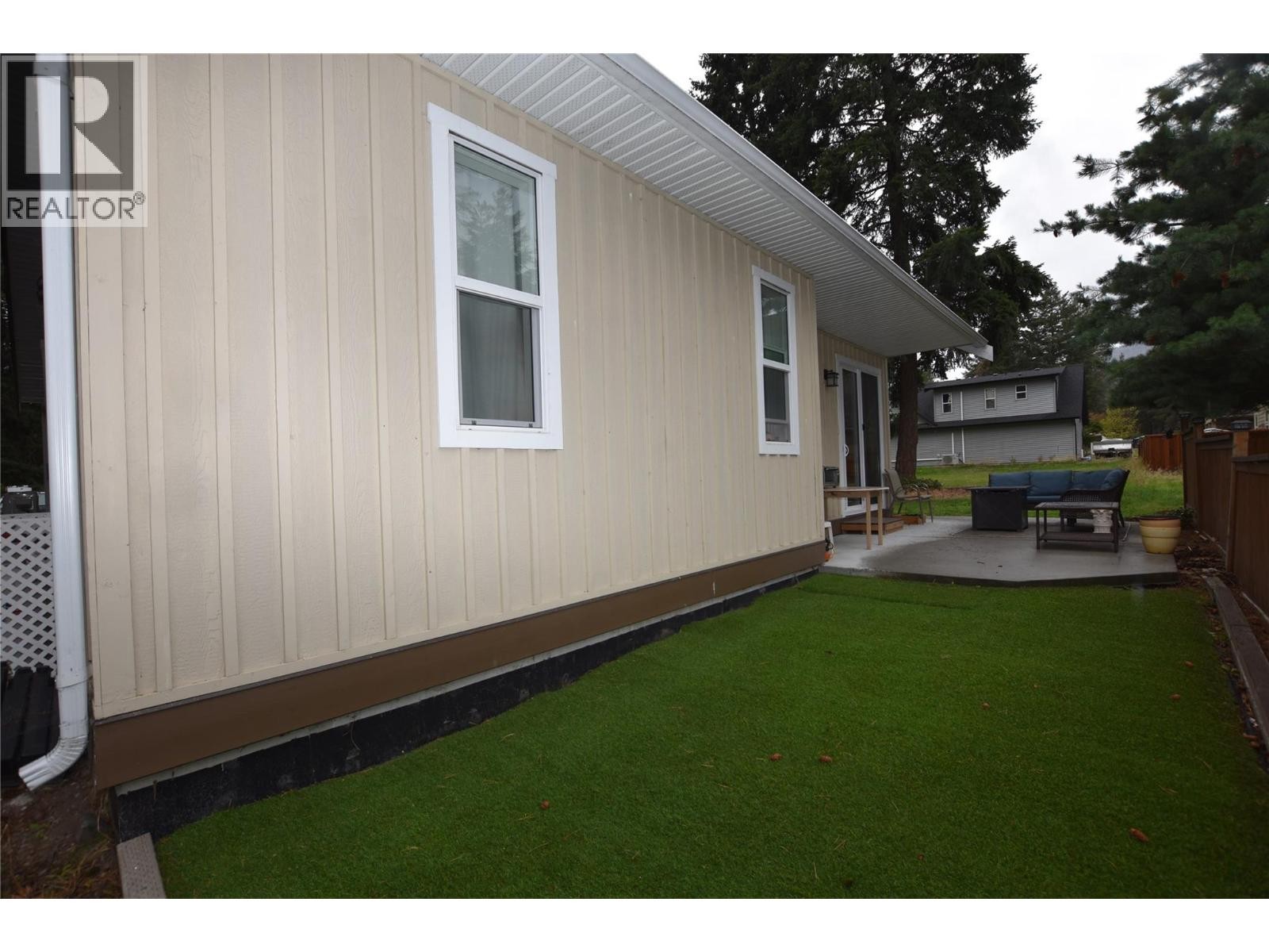 












430 Hummingbird Avenue

,
Vernon,




British Columbia
V1H2A1

