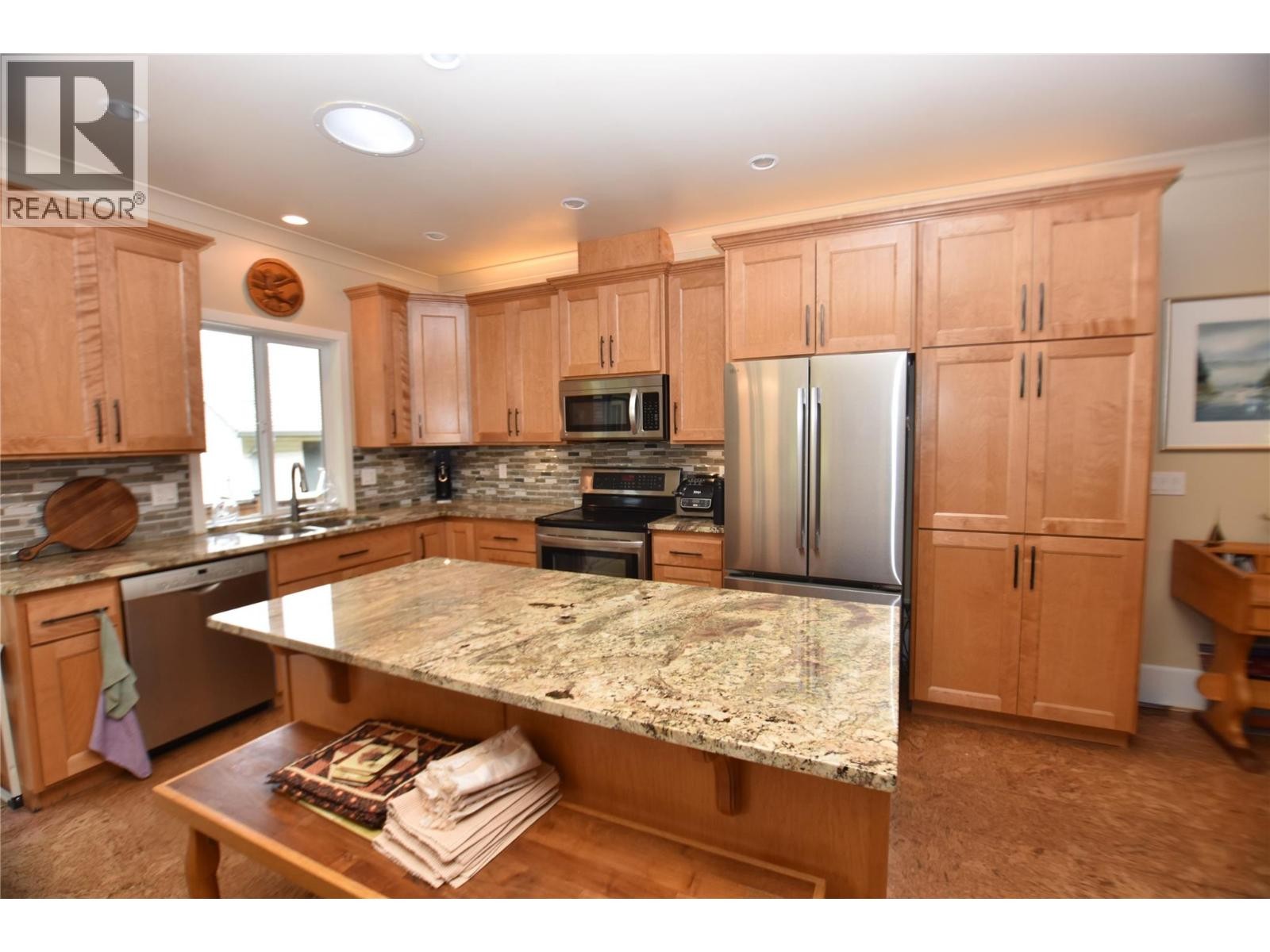












430 Hummingbird Avenue

,
Vernon,




British Columbia
V1H2A1

