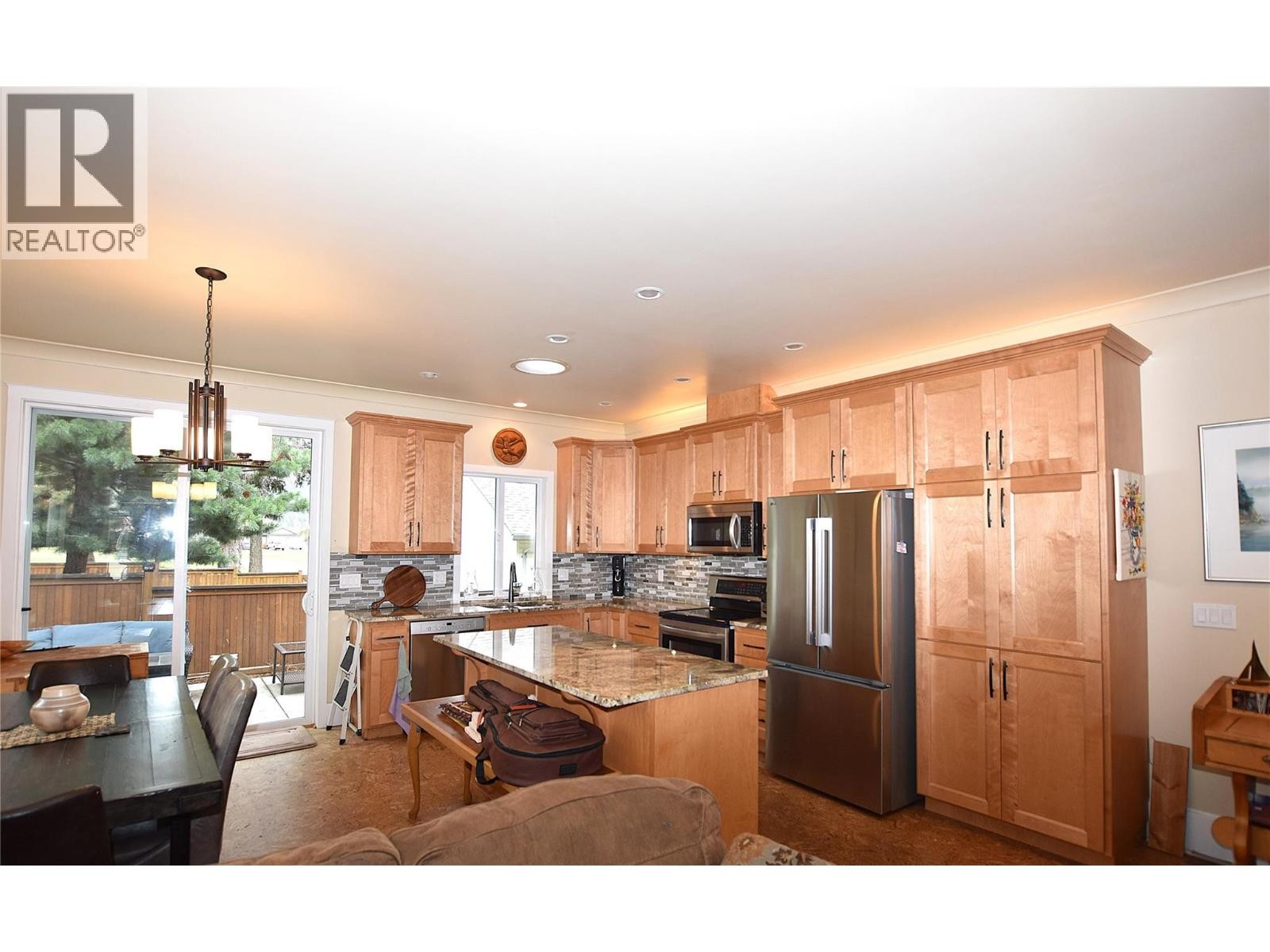 












430 Hummingbird Avenue

,
Vernon,




British Columbia
V1H2A1

