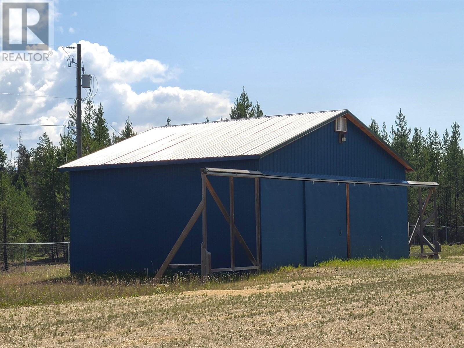 












2 5700 CROOKED CREEK ROAD

,
Valemount,




British Columbia
V0E2Z0

