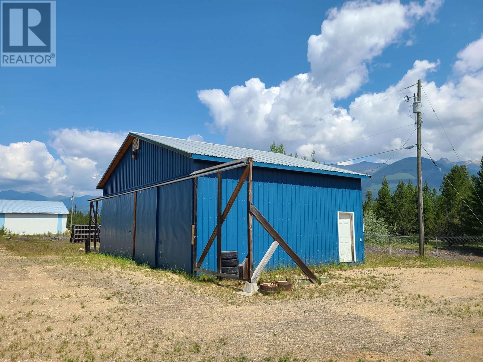 












2 5700 CROOKED CREEK ROAD

,
Valemount,




British Columbia
V0E2Z0

