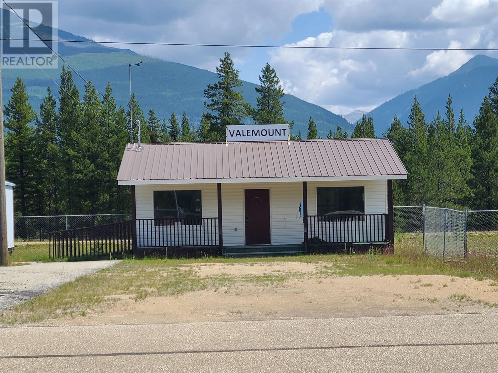 












2 5700 CROOKED CREEK ROAD

,
Valemount,




British Columbia
V0E2Z0

