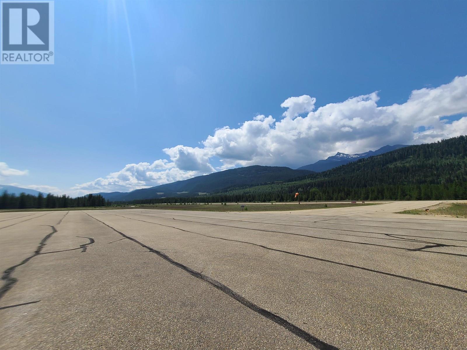 












2 5700 CROOKED CREEK ROAD

,
Valemount,




British Columbia
V0E2Z0

