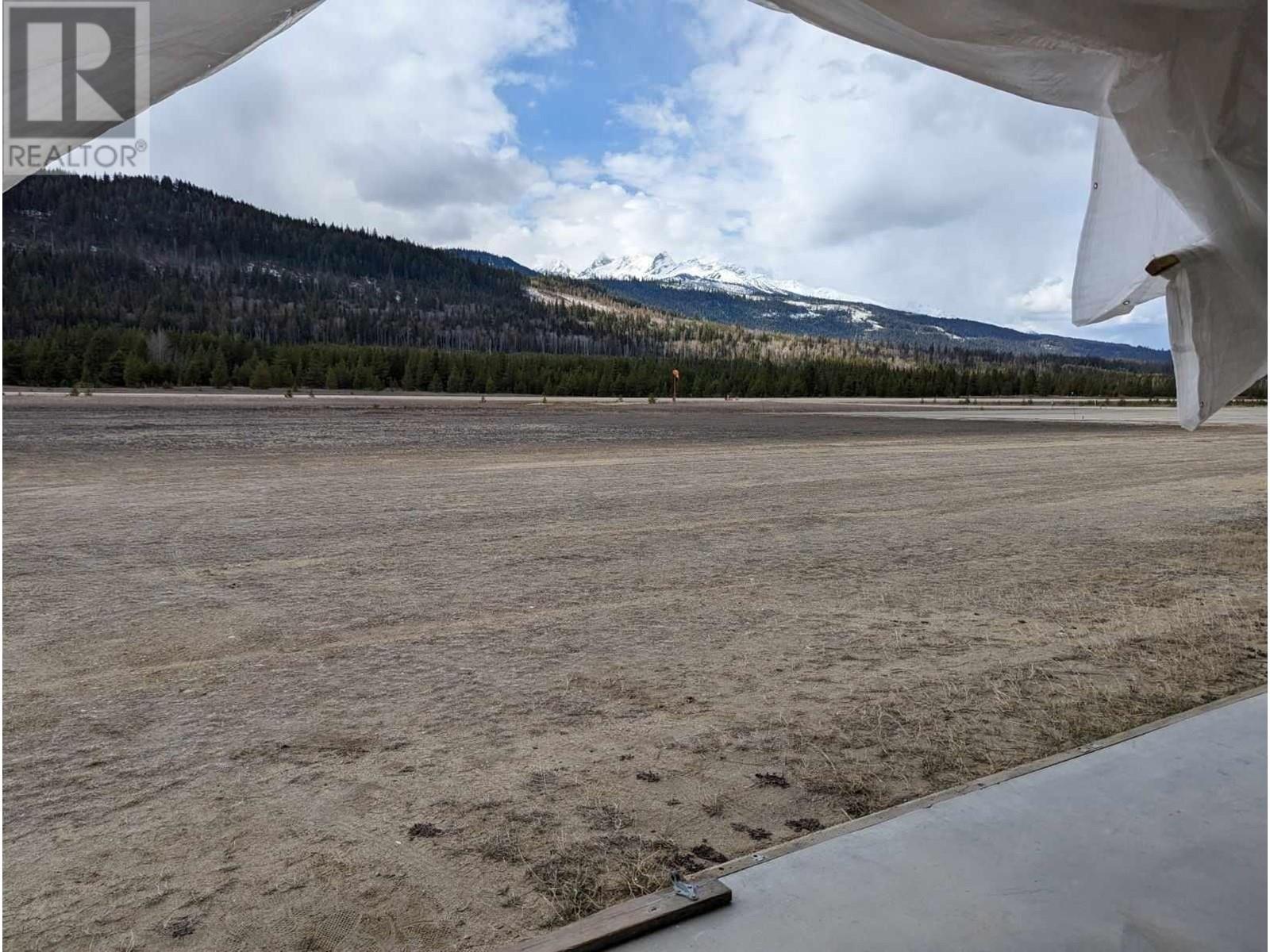 












2 5700 CROOKED CREEK ROAD

,
Valemount,




British Columbia
V0E2Z0

