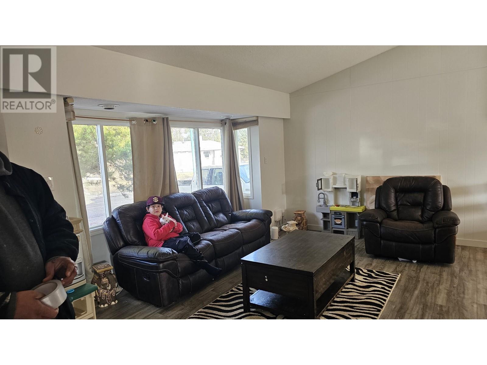












1207 GARVIN STREET

,
Prince George,




British Columbia
V2M3Y9

