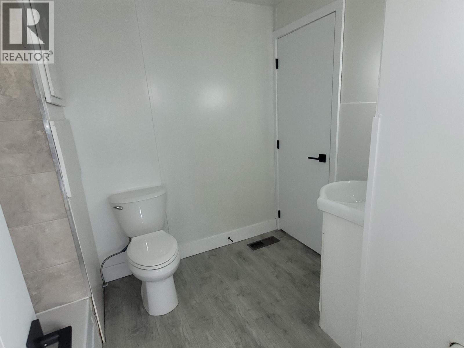 












7 8474 BUNCE ROAD

,
Prince George,




British Columbia
V2N6P1

