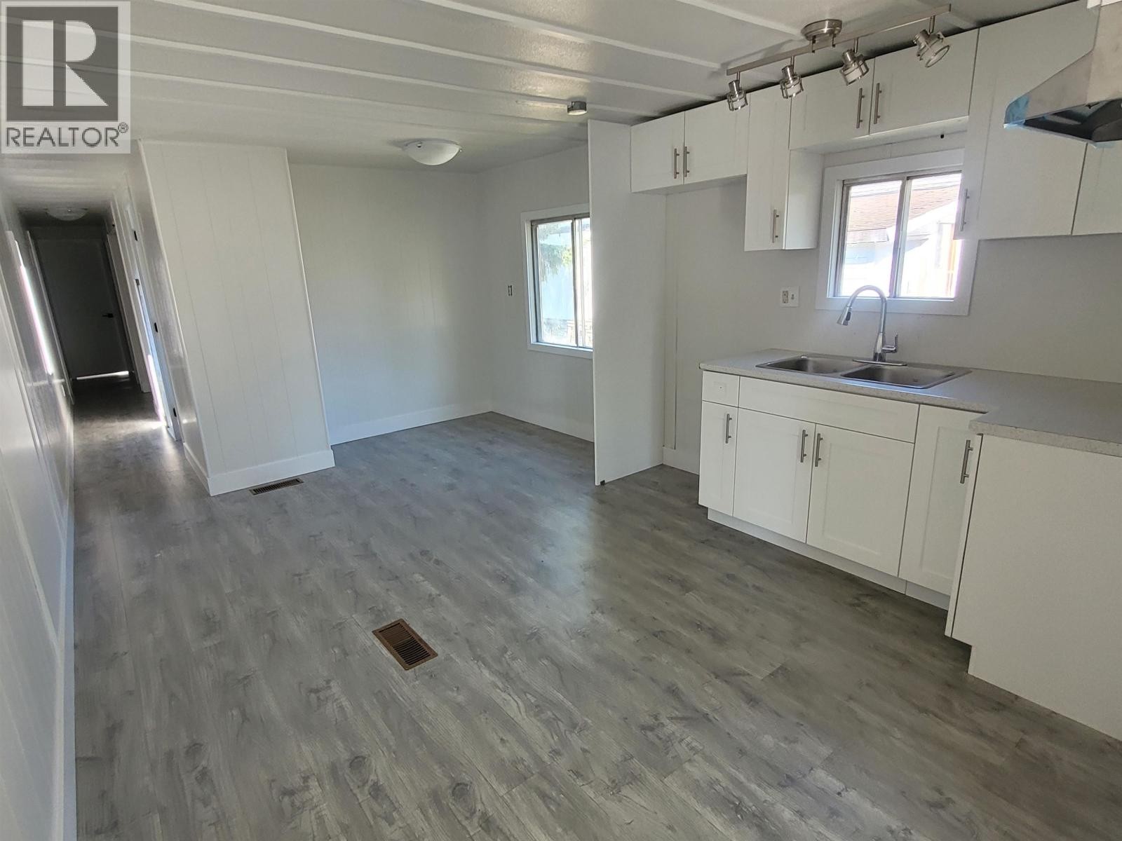 












7 8474 BUNCE ROAD

,
Prince George,




British Columbia
V2N6P1

