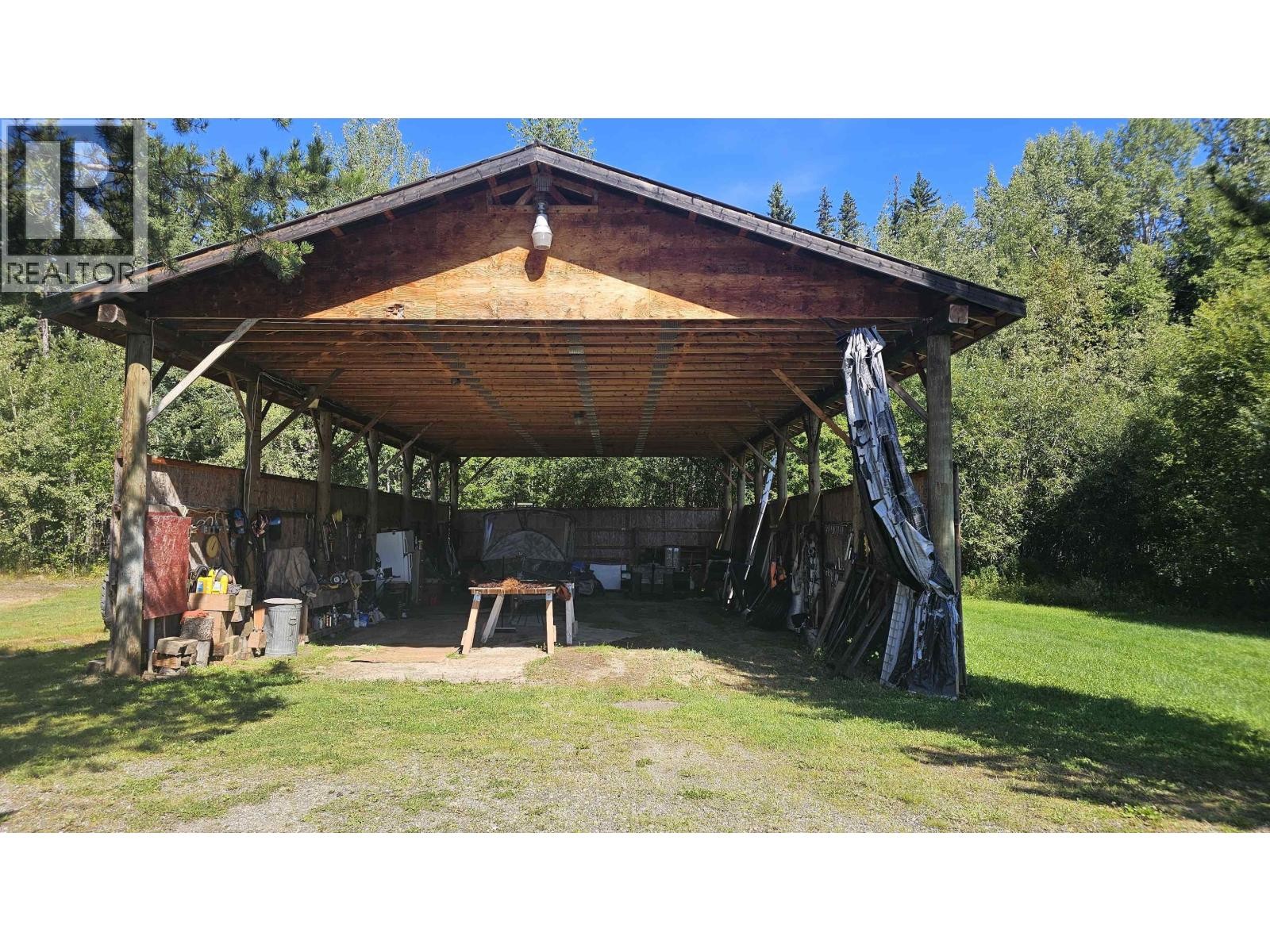 












10780 HORSESHOE DRIVE

,
Prince George,




British Columbia
V2N5W8

