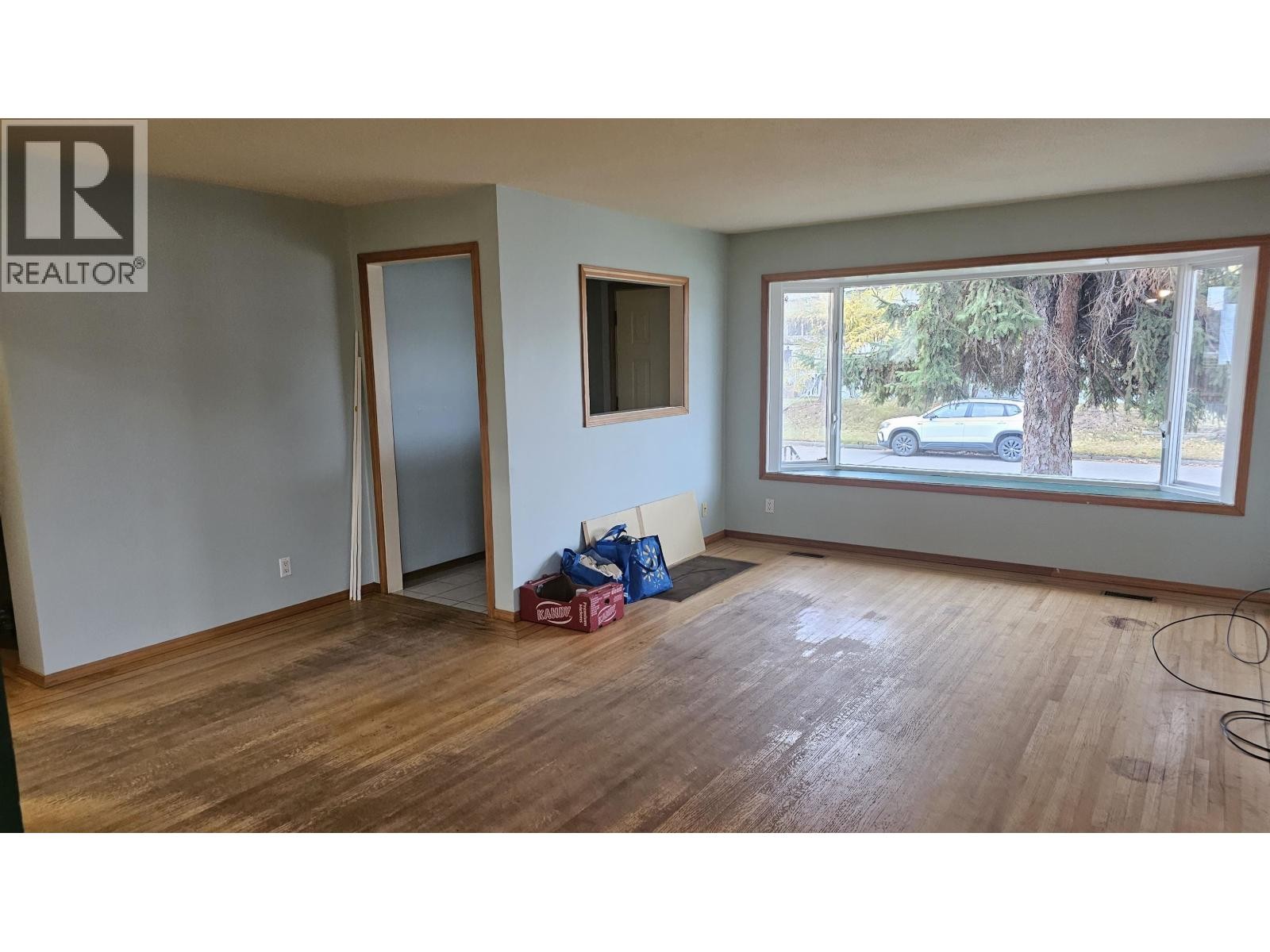 












3962 4TH AVENUE

,
Prince George,




British Columbia
V1M1J4

