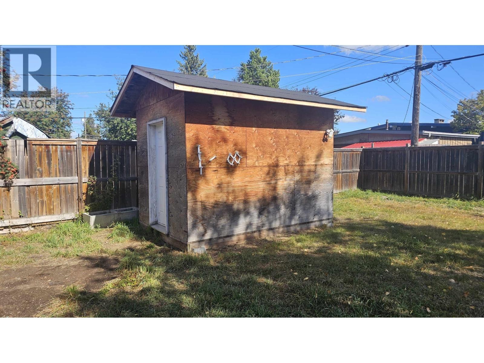 












3962 4TH AVENUE

,
Prince George,




British Columbia
V1M1J4

