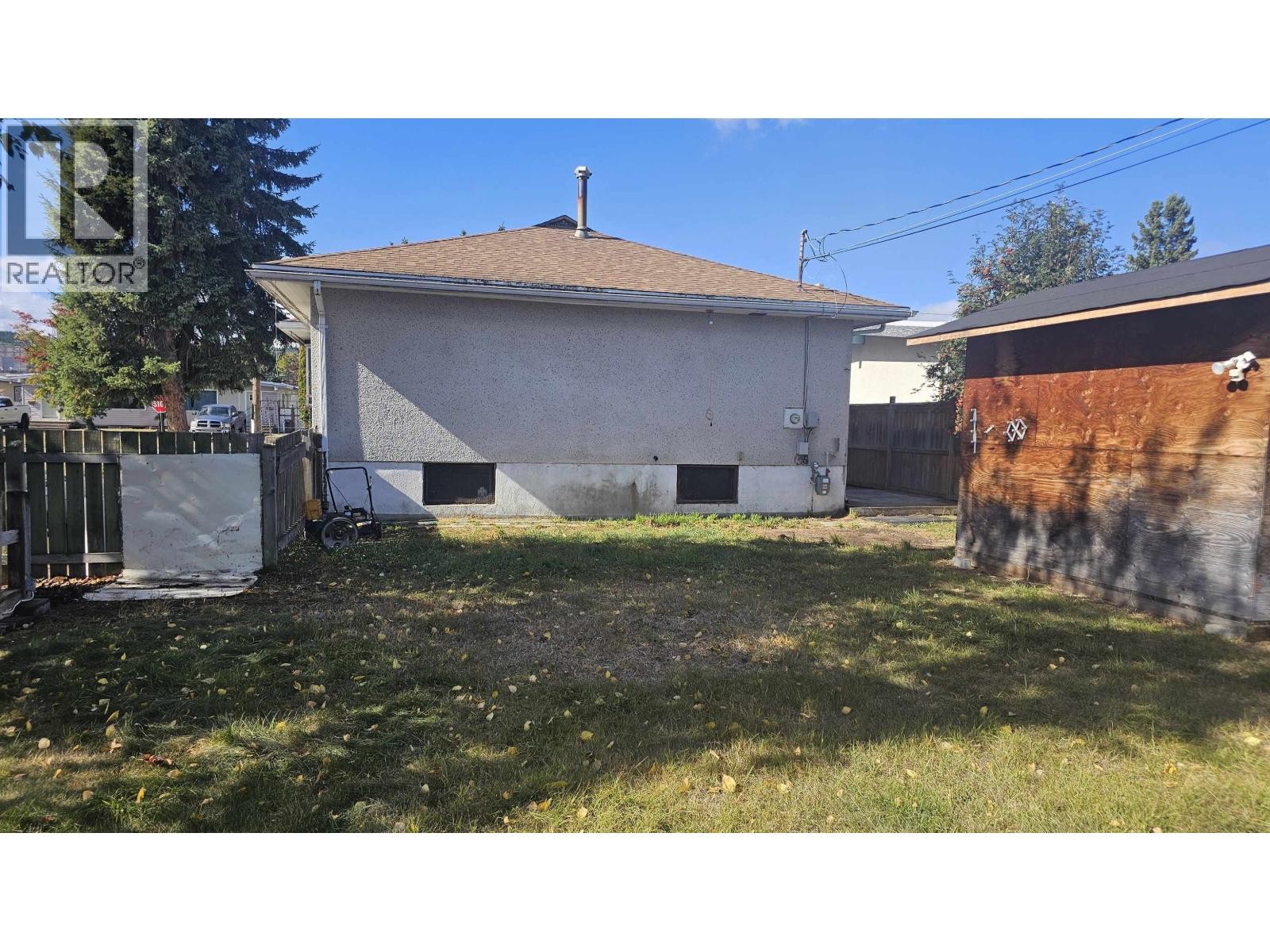 












3962 4TH AVENUE

,
Prince George,




British Columbia
V1M1J4

