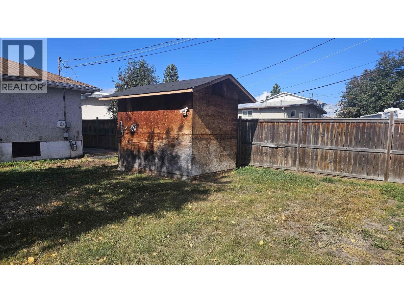 












3962 4TH AVENUE

,
Prince George,




British Columbia
V1M1J4

