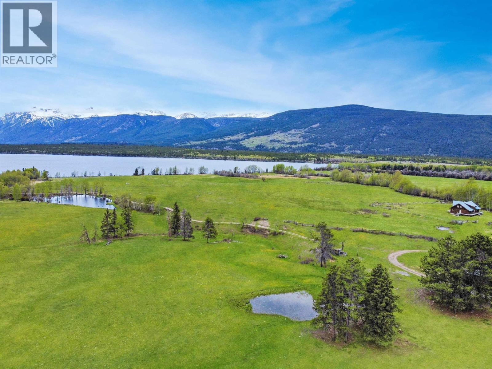 












4899 MCGHEE ROAD

,
Williams Lake,




British Columbia
V0L1V0

