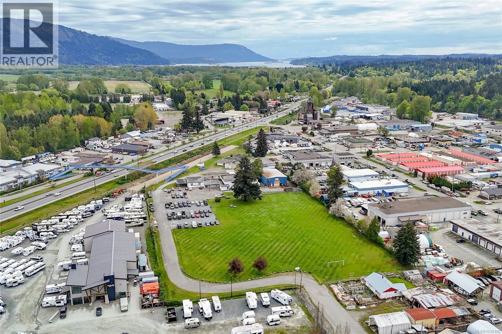 












5265 Boal Rd

,
Duncan,




British Columbia
V9L6W3

