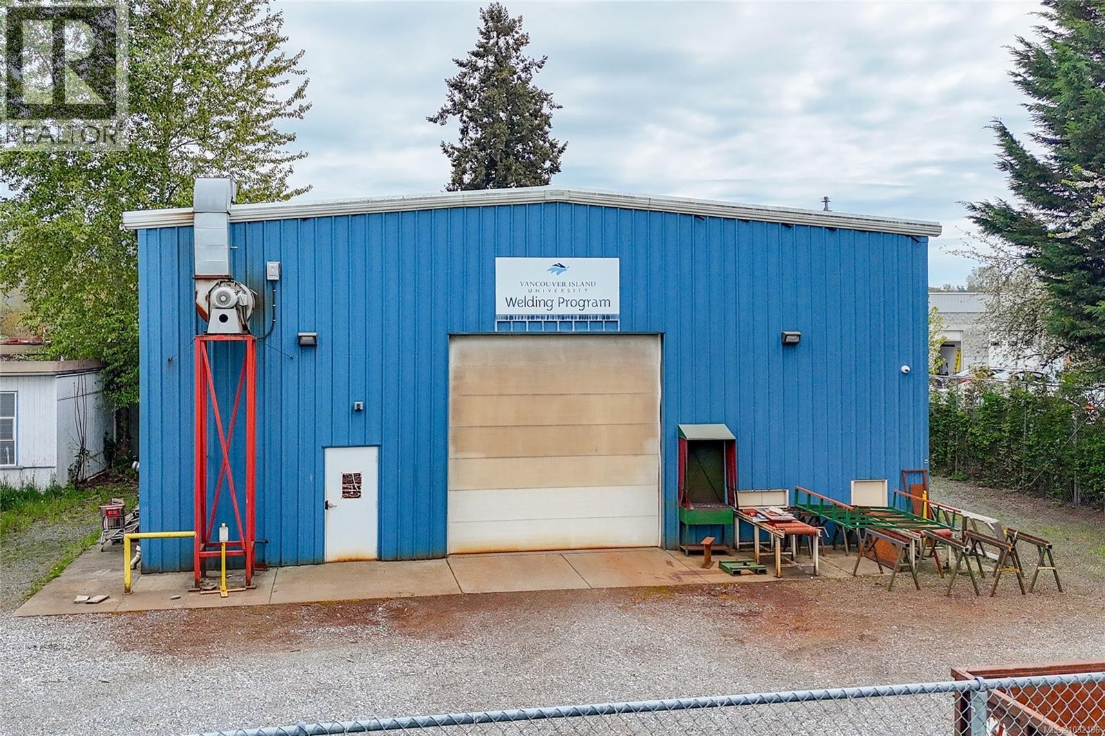 












5265 Boal Rd

,
Duncan,




British Columbia
V9L6W3

