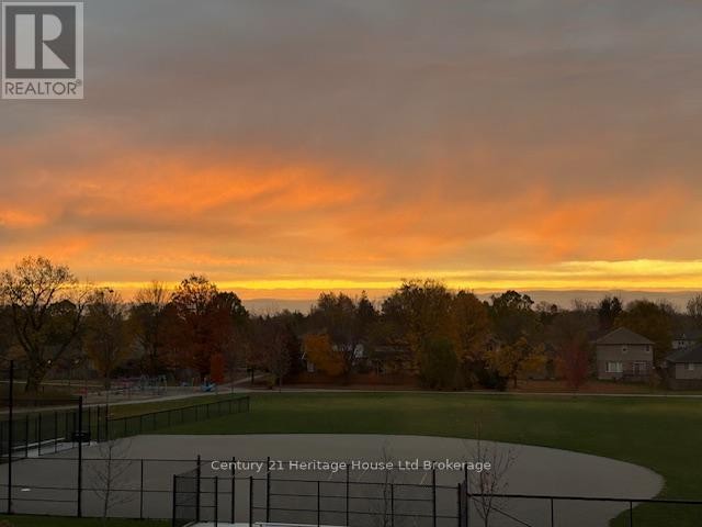 












2363 BAKERVILLA STREET

,
London South (South V),




Ontario
N6P0H4

