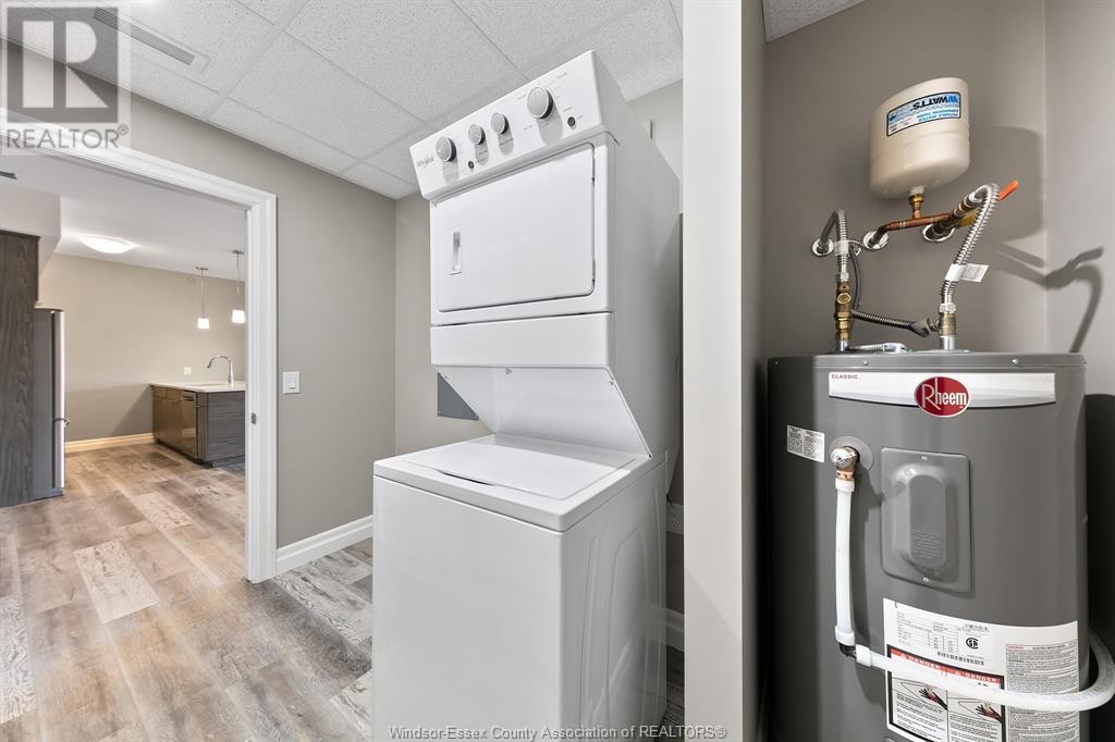 












716 BROWNSTONE Unit# 406

,
Tecumseh,




Ontario
N9K0C3

