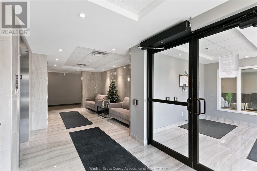 












716 BROWNSTONE Unit# 406

,
Tecumseh,




Ontario
N9K0C3

