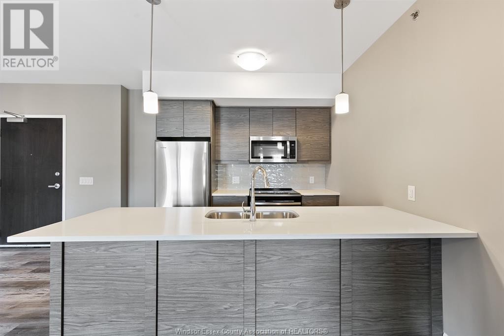 












716 BROWNSTONE Unit# 406

,
Tecumseh,




Ontario
N9K0C3

