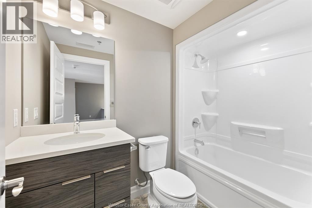 












716 BROWNSTONE Unit# 201

,
Tecumseh,




Ontario
N9K0C3

