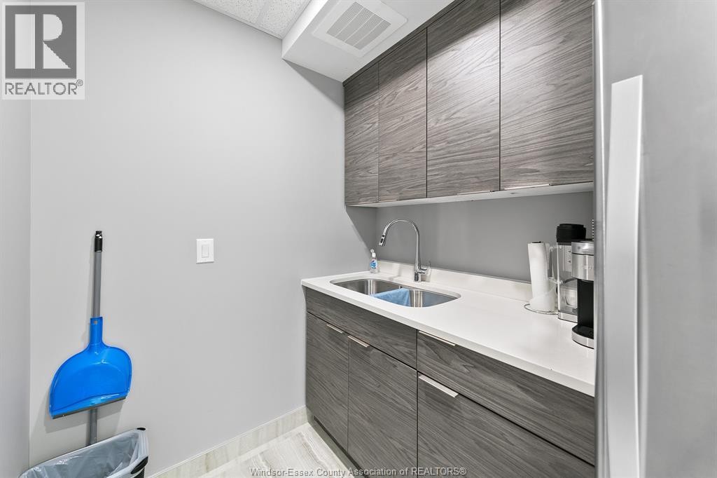 












716 BROWNSTONE Unit# 201

,
Tecumseh,




Ontario
N9K0C3

