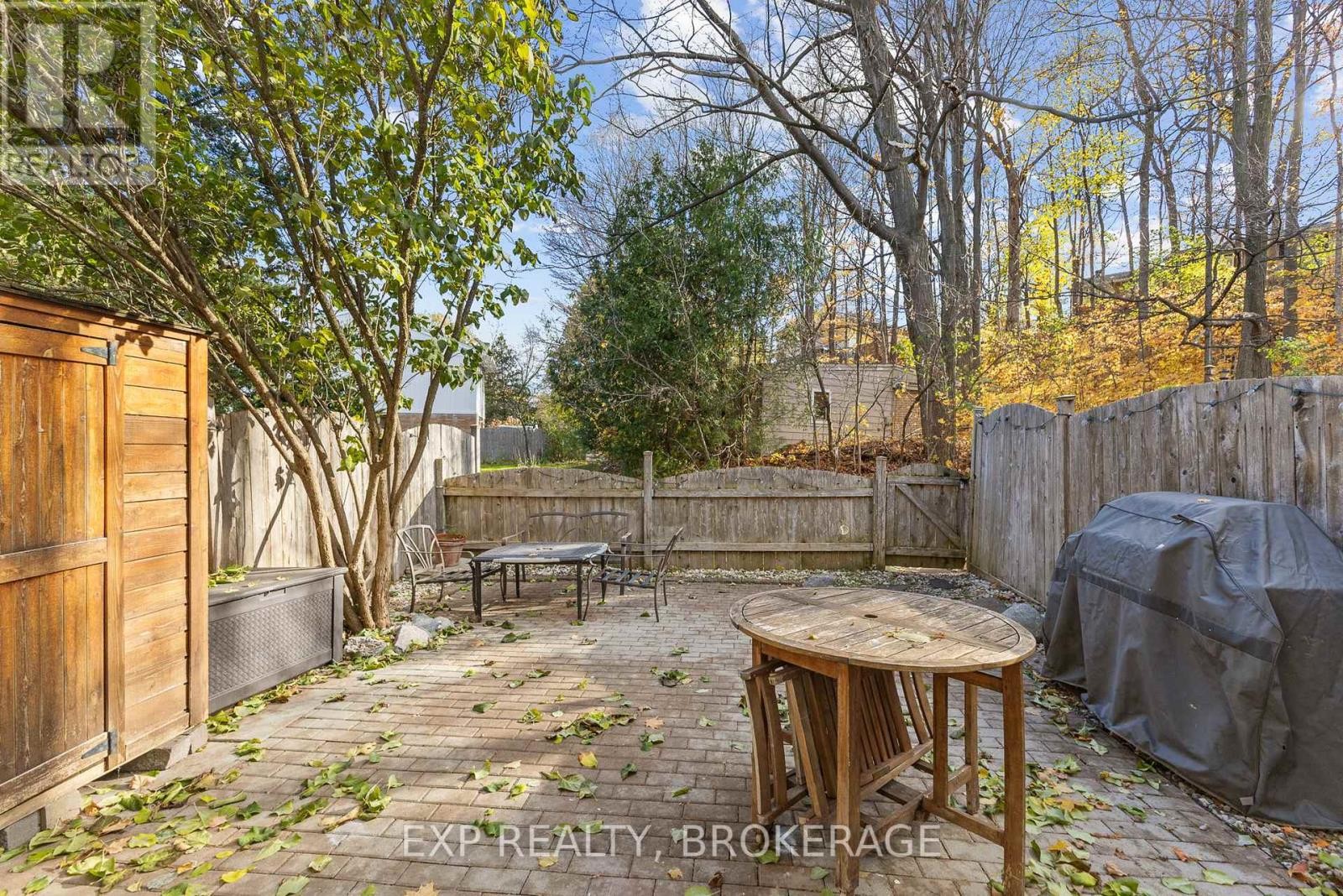 












896 WALKLEY ROAD

,
Ottawa,




Ontario
K1V6R5

