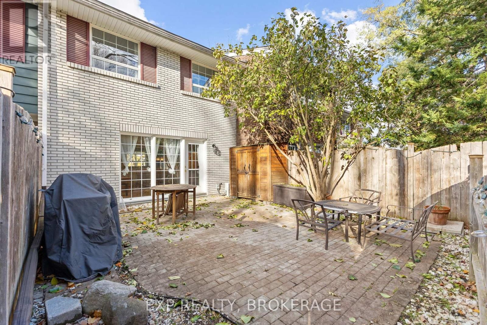 












896 WALKLEY ROAD

,
Ottawa,




Ontario
K1V6R5

