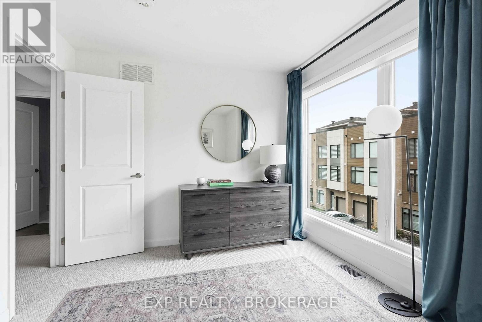 












59 CHERRY BLOSSOM PRIVATE

,
Ottawa,




Ontario
K2H0C4

