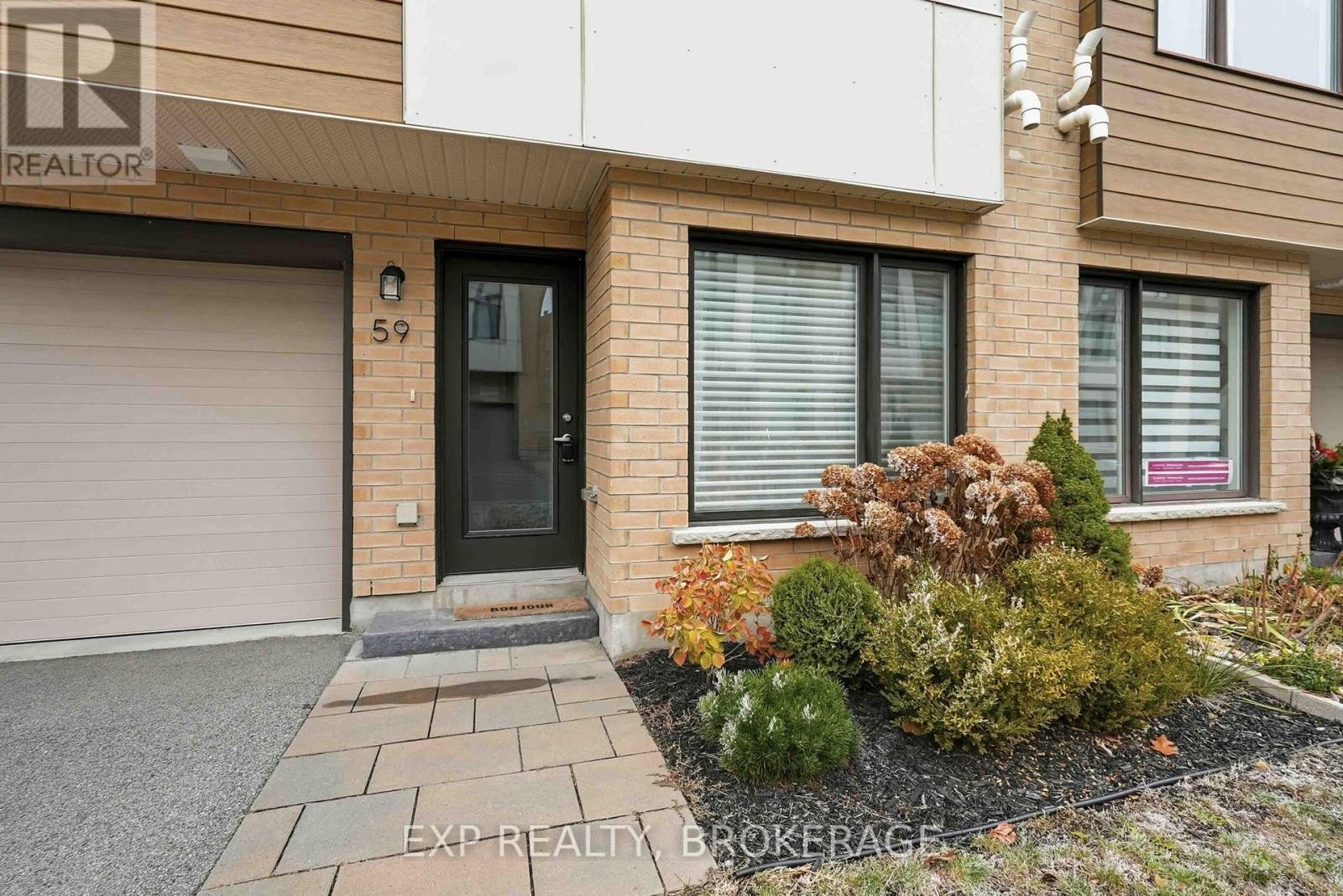 












59 CHERRY BLOSSOM PRIVATE

,
Ottawa,




Ontario
K2H0C4

