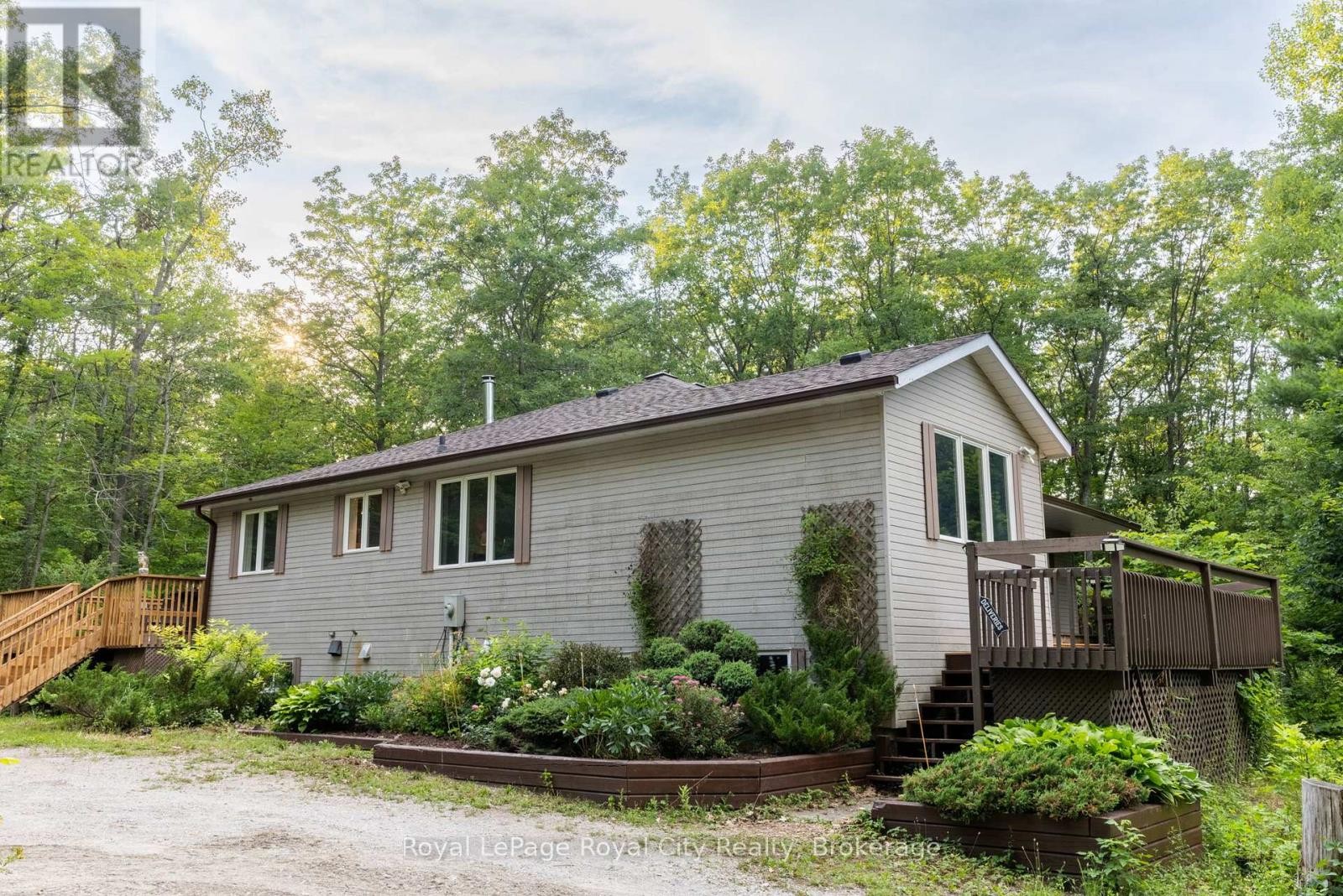 












8276 COUNTY ROAD 27 ROAD

,
Essa,




Ontario
L4N9C4

