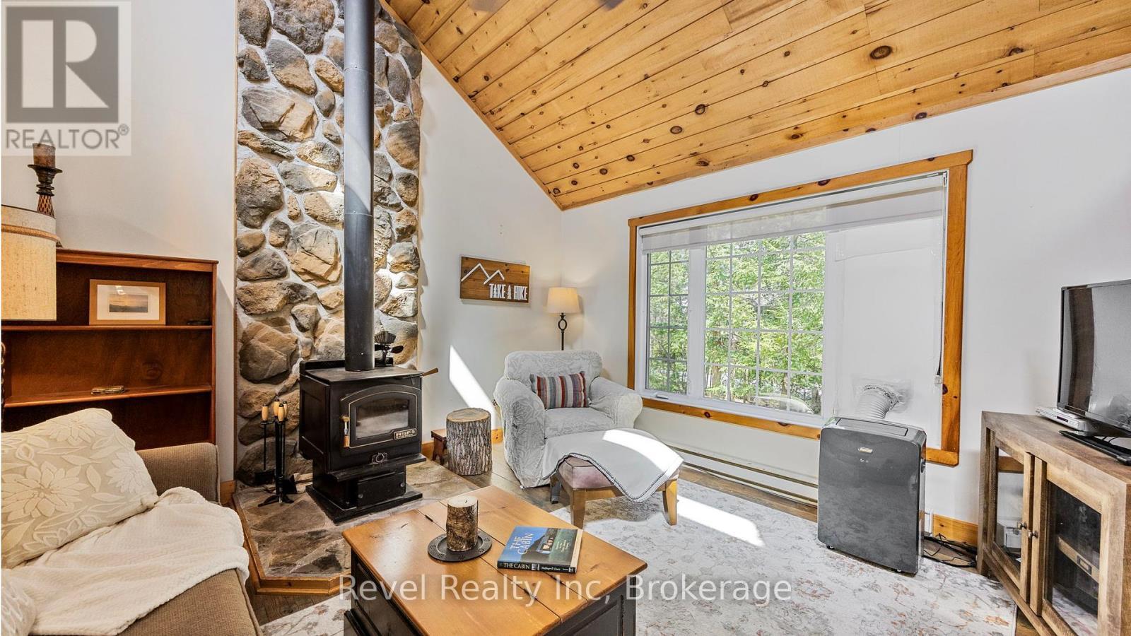 












197 NORTH SHORE DRIVE

,
Tiny,




Ontario
L9M0T8

