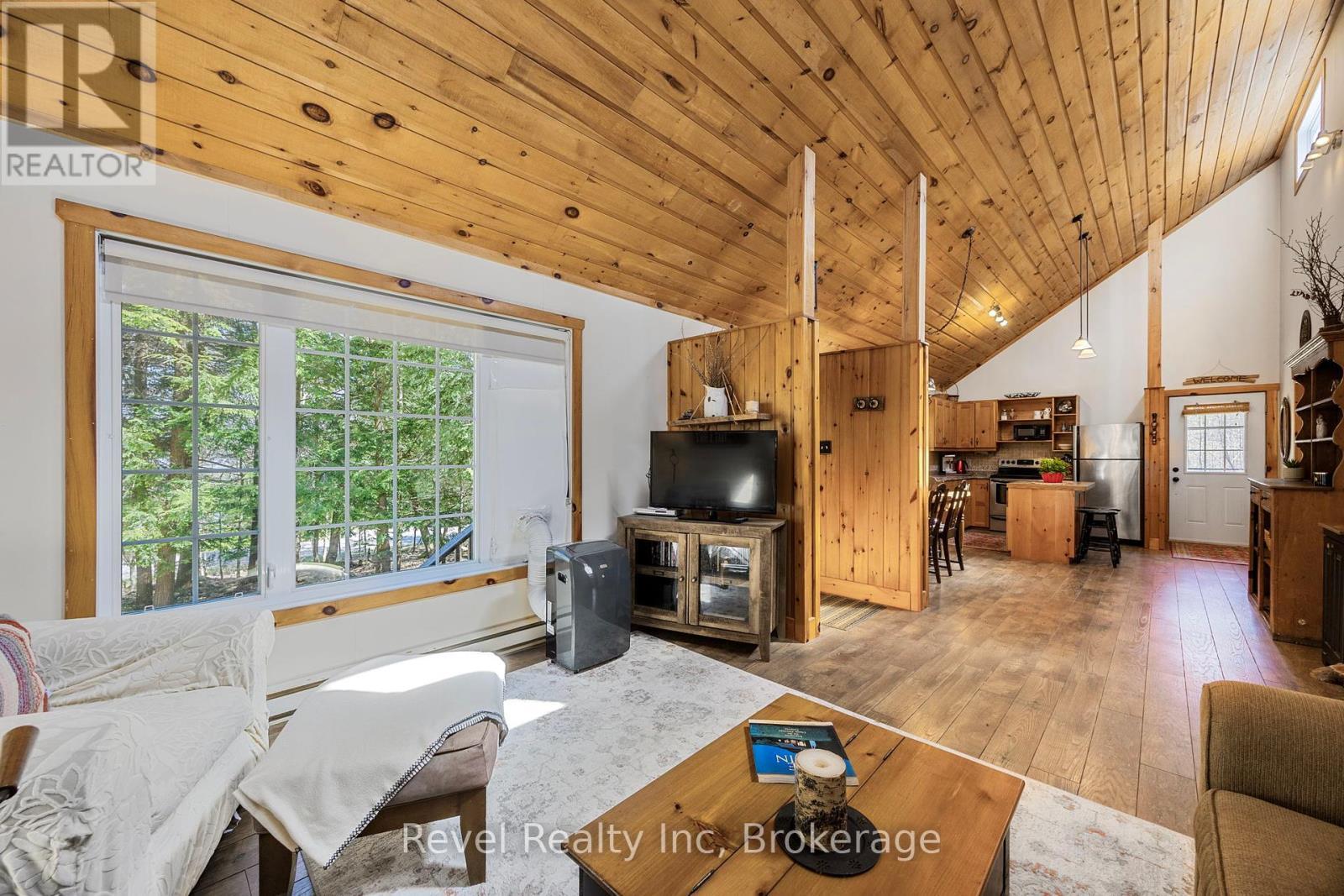 












197 NORTH SHORE DRIVE

,
Tiny,




Ontario
L9M0T8

